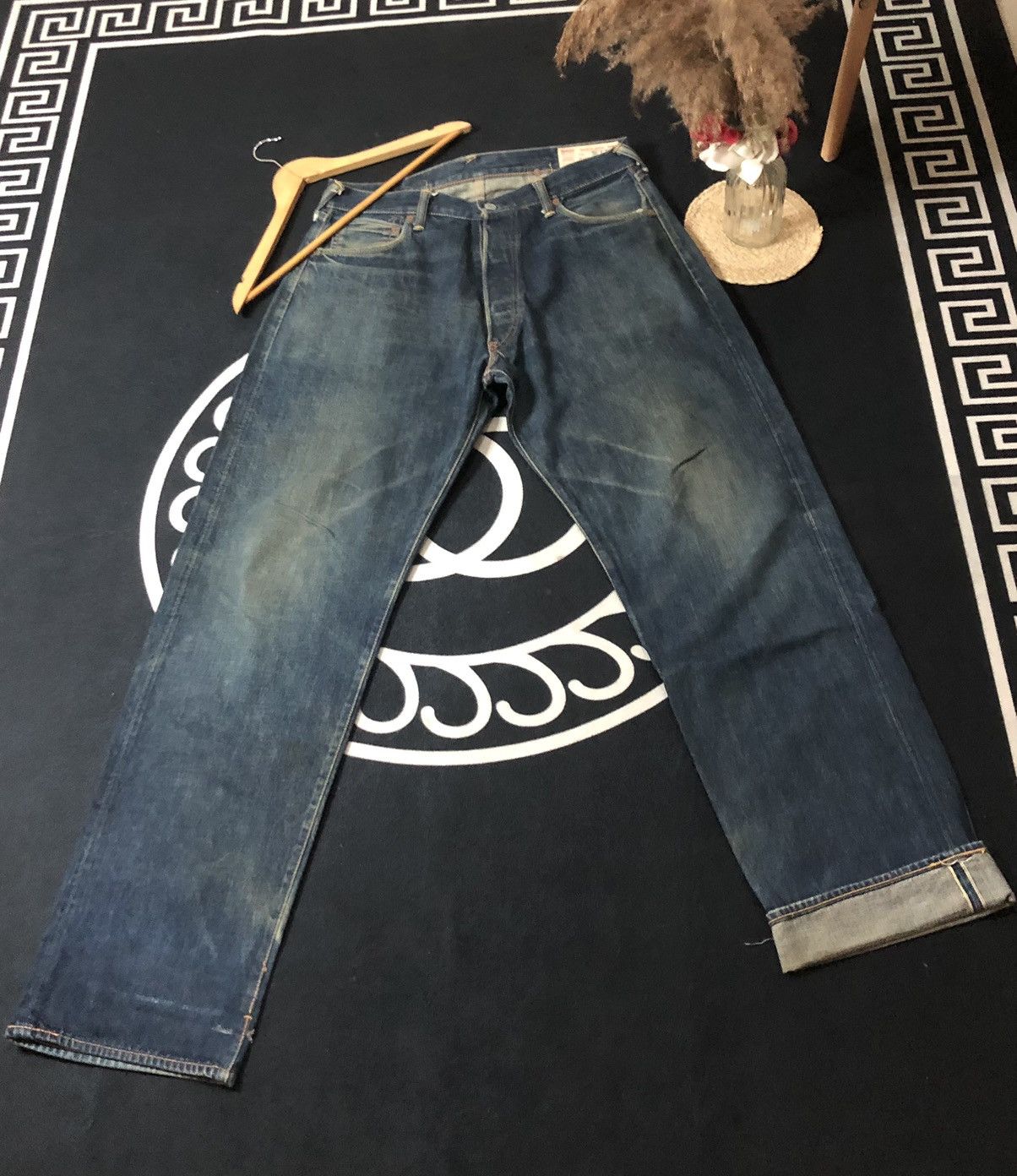 Evisu × Japanese Brand × Vintage VINTAGE EVISU YELLOW DAICOCK BUCKLE BACK DISTRESED SELVEDGE Size US 35 - 11 Thumbnail