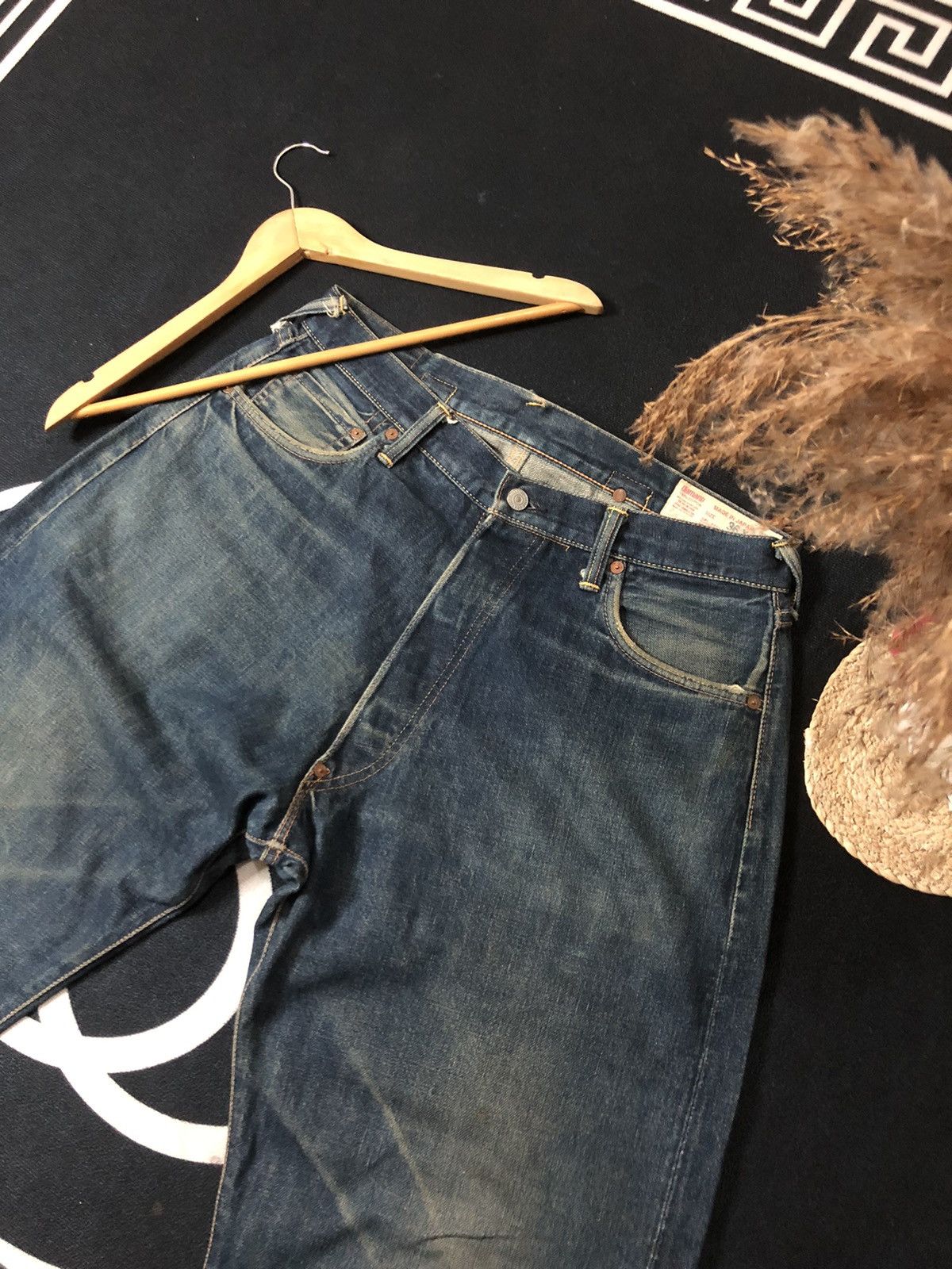 Evisu × Japanese Brand × Vintage VINTAGE EVISU YELLOW DAICOCK BUCKLE BACK DISTRESED SELVEDGE Size US 35 - 12 Thumbnail