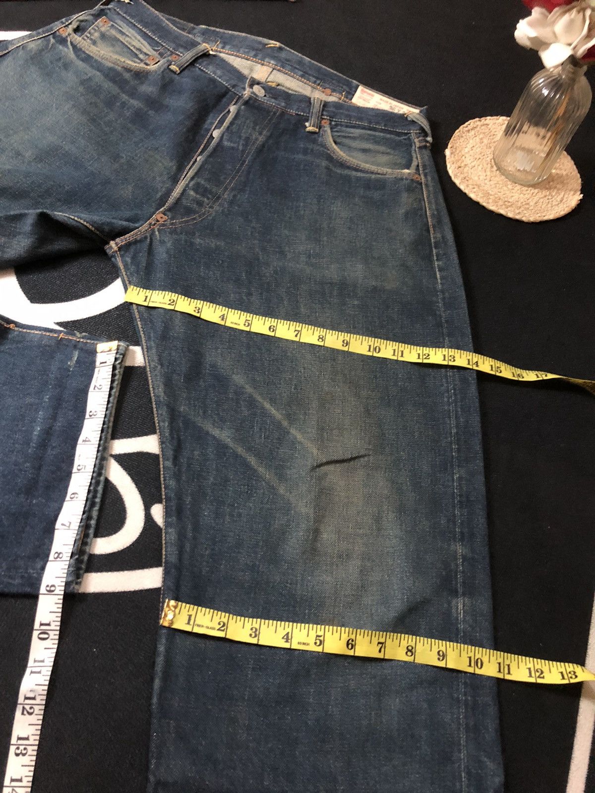 Evisu × Japanese Brand × Vintage VINTAGE EVISU YELLOW DAICOCK BUCKLE BACK DISTRESED SELVEDGE Size US 35 - 21 Thumbnail