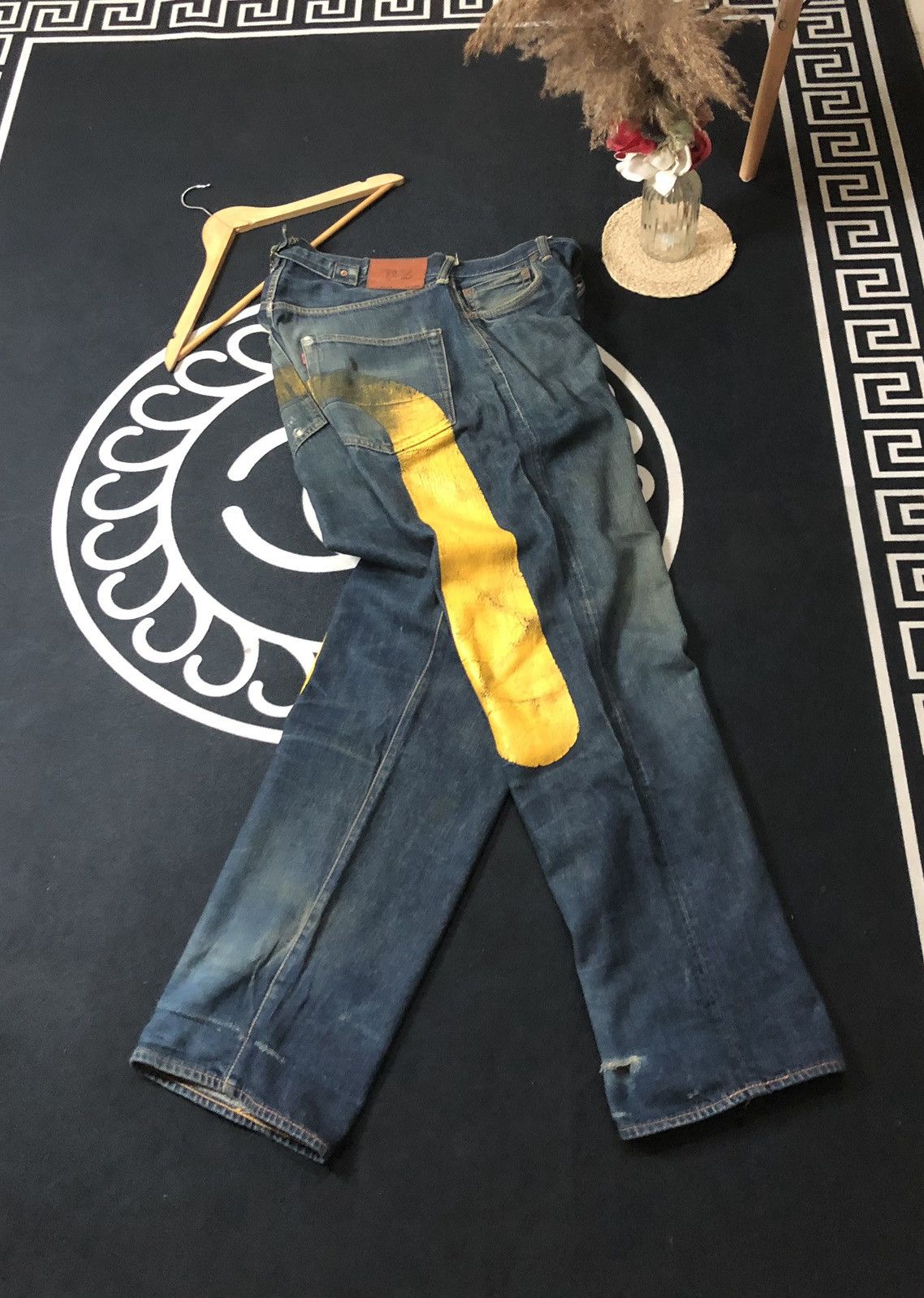 Evisu × Japanese Brand × Vintage VINTAGE EVISU YELLOW DAICOCK BUCKLE BACK DISTRESED SELVEDGE Size US 35 - 7 Thumbnail