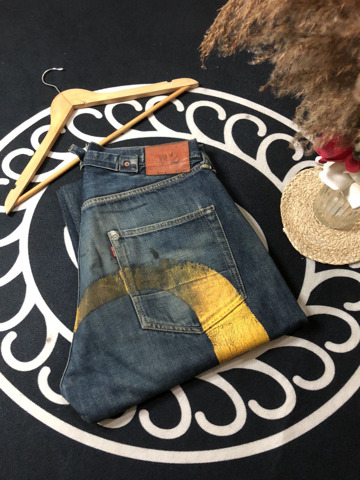 Evisu × Japanese Brand × Vintage VINTAGE EVISU YELLOW DAICOCK BUCKLE BACK DISTRESED SELVEDGE Size US 35 - 23 Thumbnail
