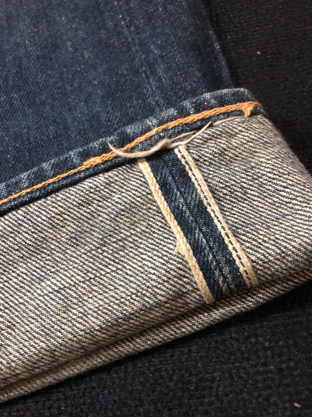 Evisu × Japanese Brand × Vintage VINTAGE EVISU YELLOW DAICOCK BUCKLE BACK DISTRESED SELVEDGE Size US 35 - 19 Thumbnail