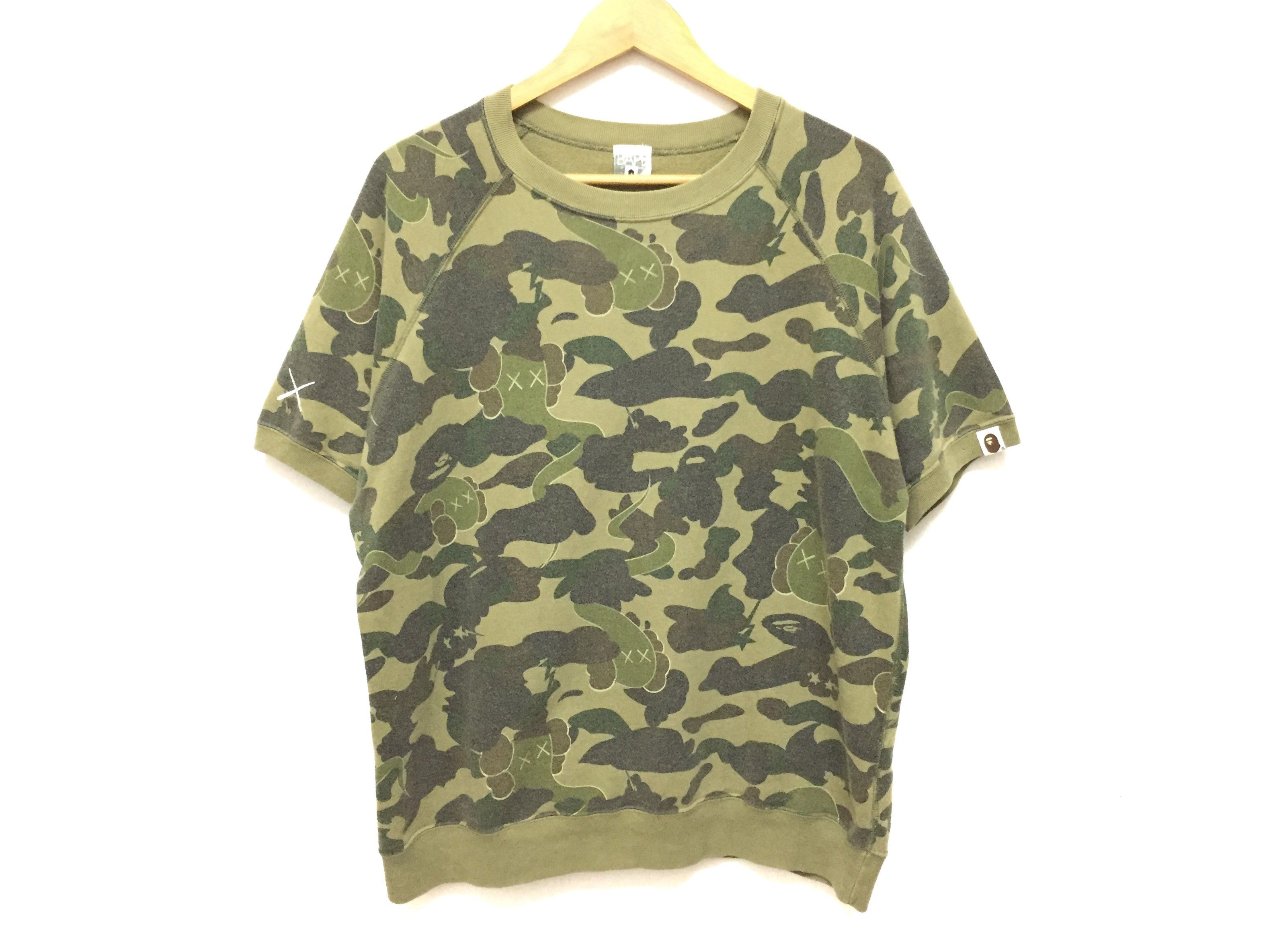 Bape × Kaws 2005 BAPE X KAWS Short sleeve crew neck sweatshirt Size US M / EU 48-50 / 2 - 4 Thumbnail