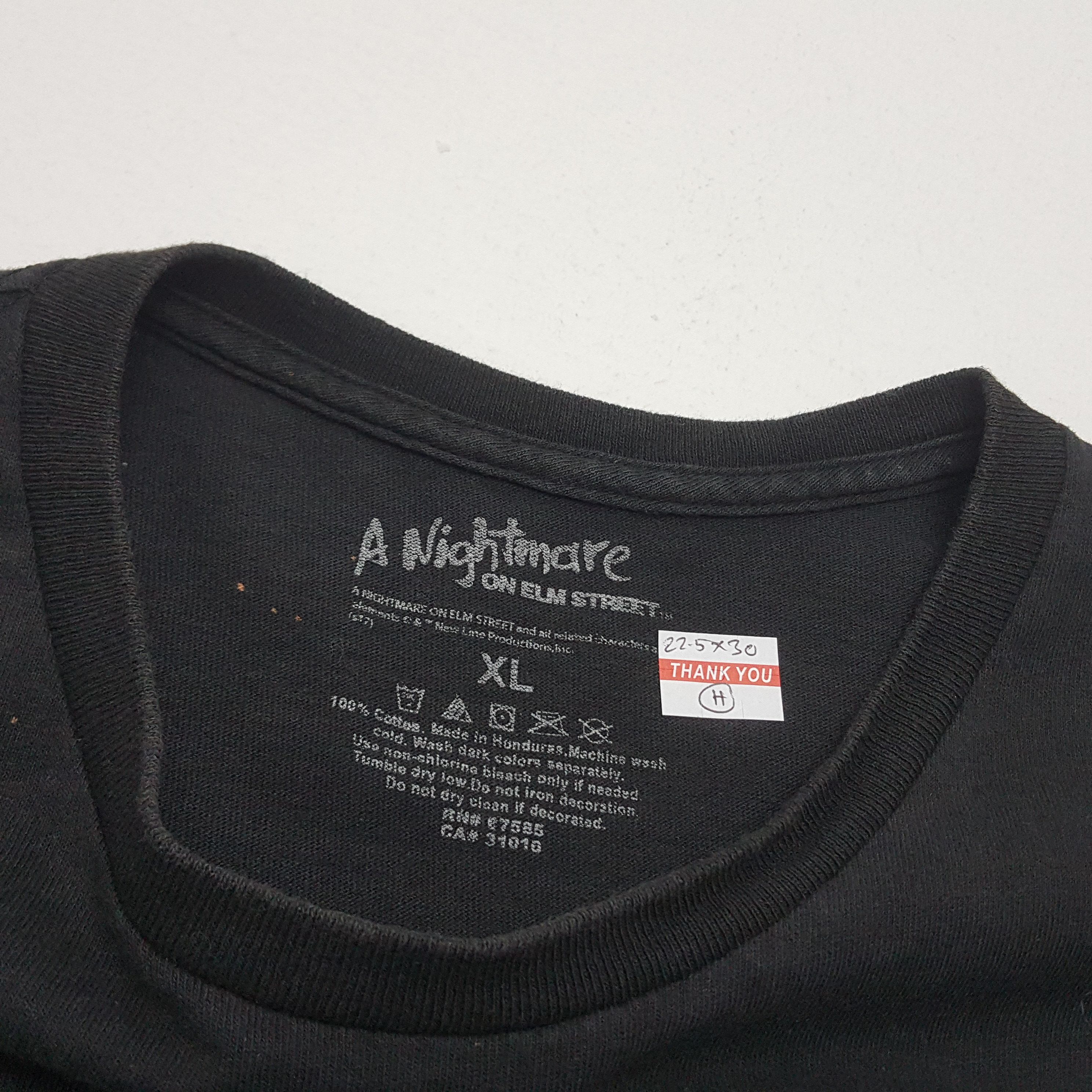 Vintage Vintage A Nightmare On Elm Street Horror Movie T-Shirt Size US XL / EU 56 / 4 - 4 Thumbnail