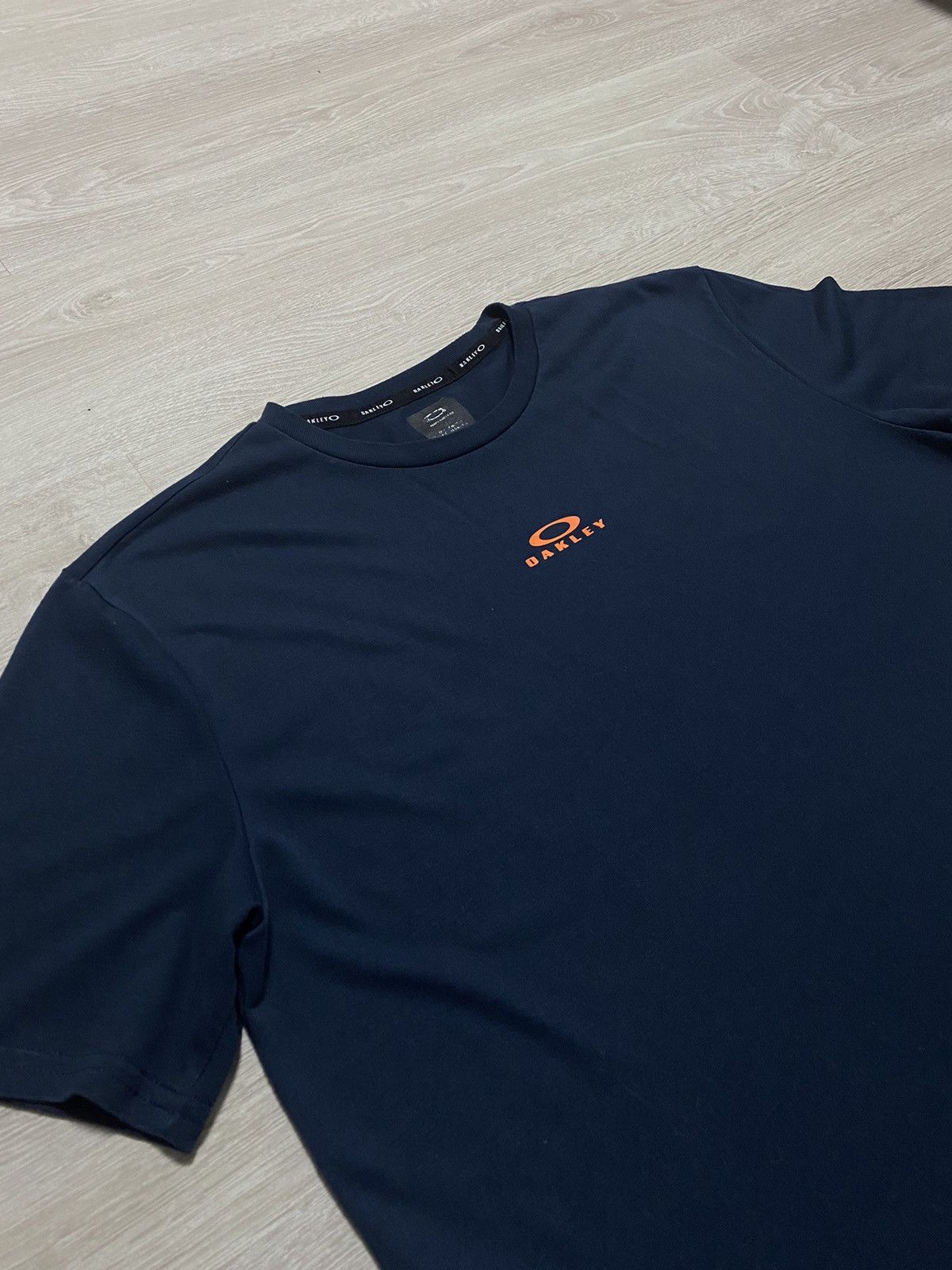 Oakley Vintage Oakley Central logo orange tee Size US L / EU 52-54 / 3 - 1 Thumbnail