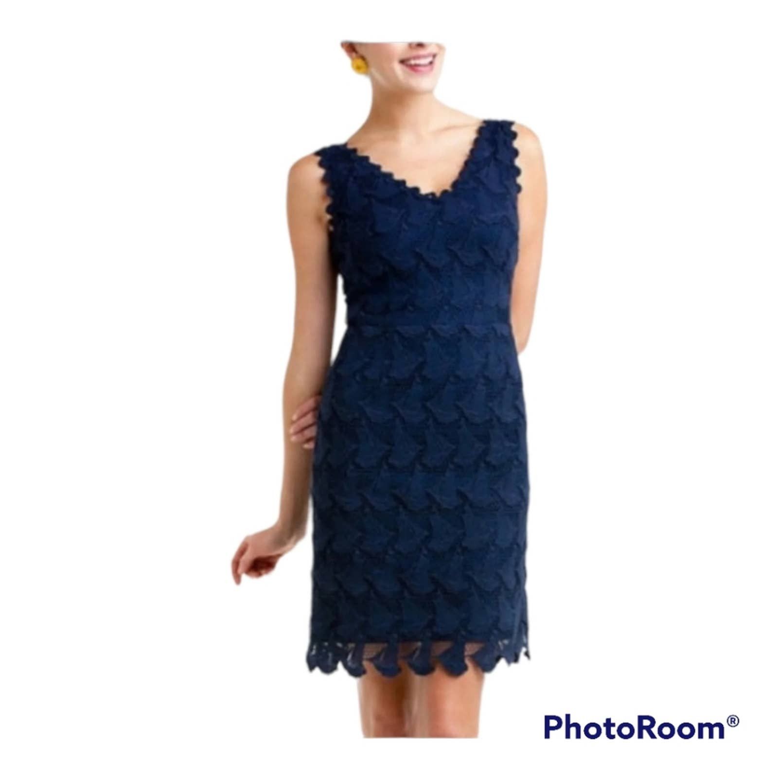 Lilly Pulitzer Lilly Pulitzer Reeve Dress Lace size 0 color Navy Blue ...