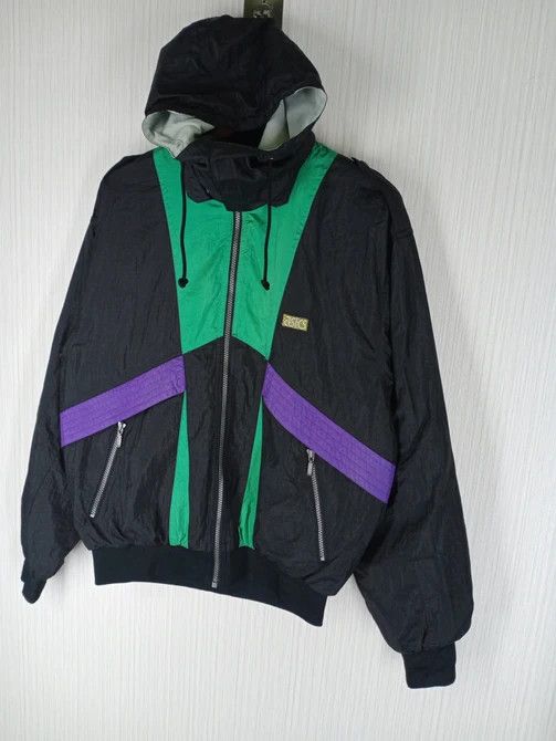 Asics MADE IN JAPAN VINTAGE 90S ASICS SMALL LOGO LIGHT JACKET Size US L / EU 52-54 / 3 - 3 Thumbnail