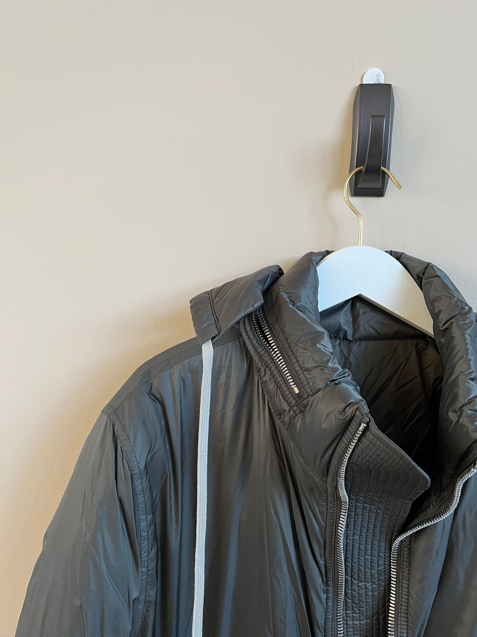 Rick Owens Down Zipped Hood Bomber Jacket in Dark Dust Size US M / EU 48-50 / 2 - 5 Thumbnail