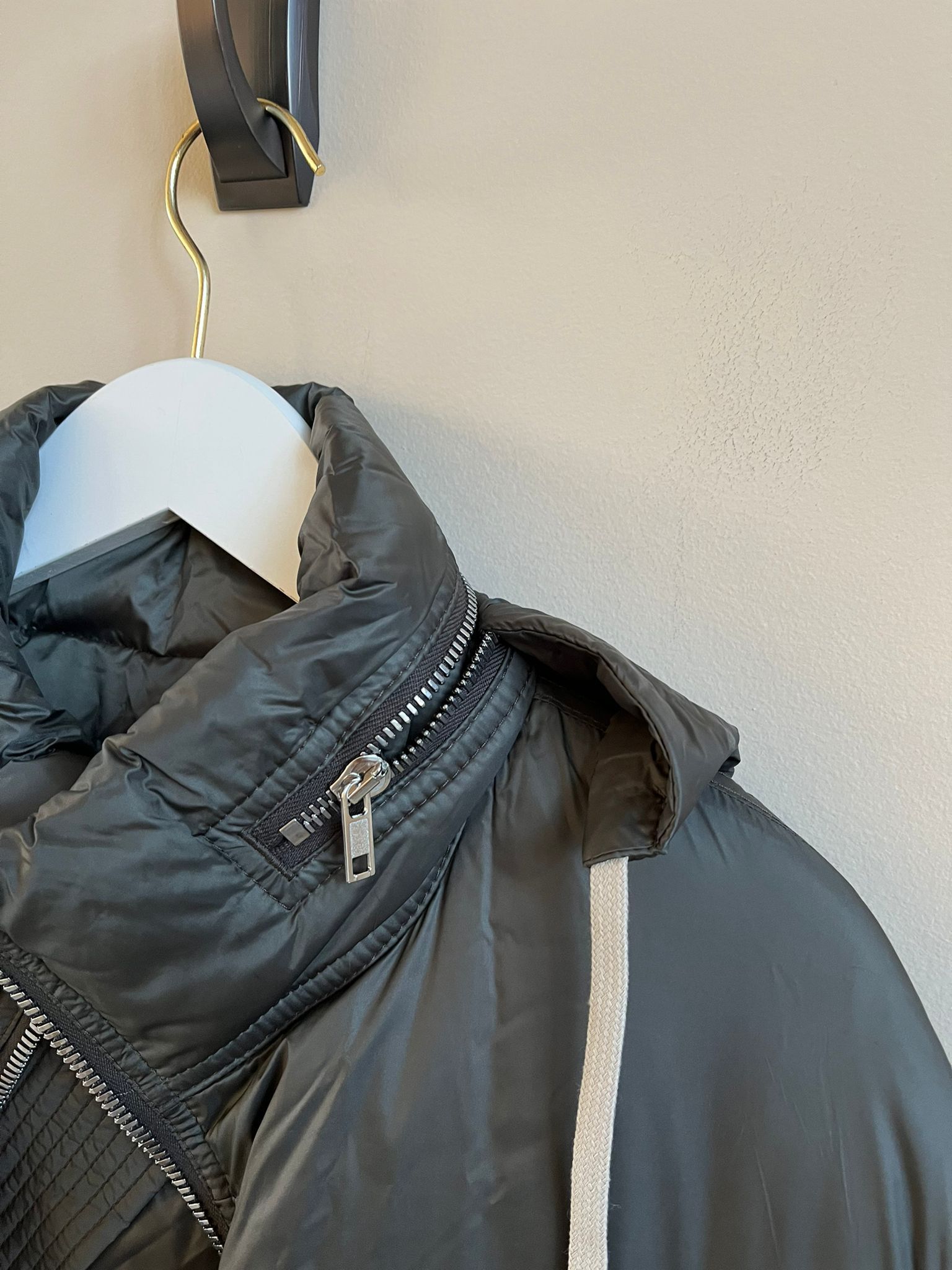 Rick Owens Down Zipped Hood Bomber Jacket in Dark Dust Size US M / EU 48-50 / 2 - 6 Thumbnail