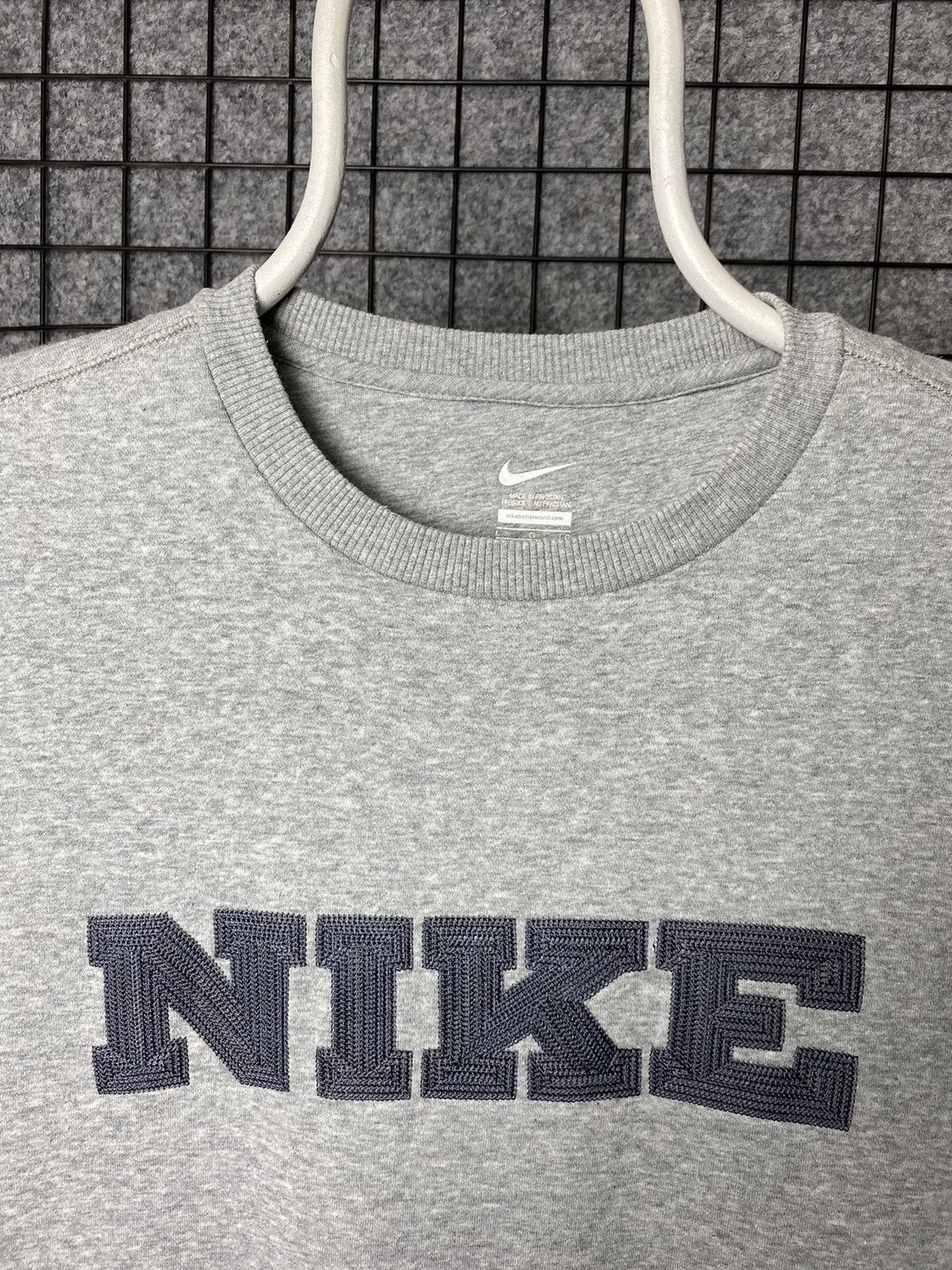 Nike × Nike ACG × Vintage Nike Vintage Big Logo Sweatshirt Size L Size US L / EU 52-54 / 3 - 2 Thumbnail