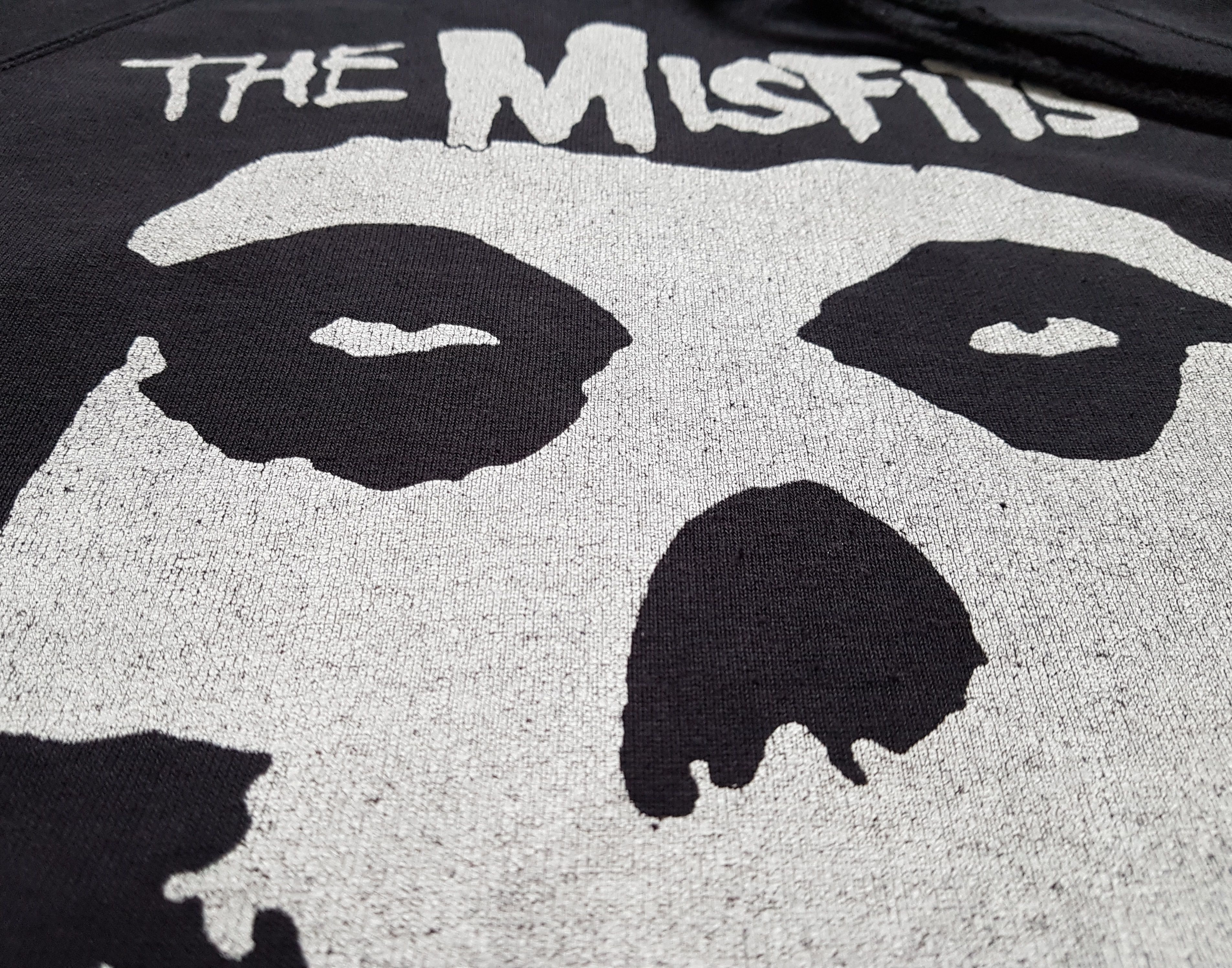 Band Tees Vintage Misfits Skull Punk Rock Pullover Hoodie Sweatshirt Size US XL / EU 56 / 4 - 3 Thumbnail