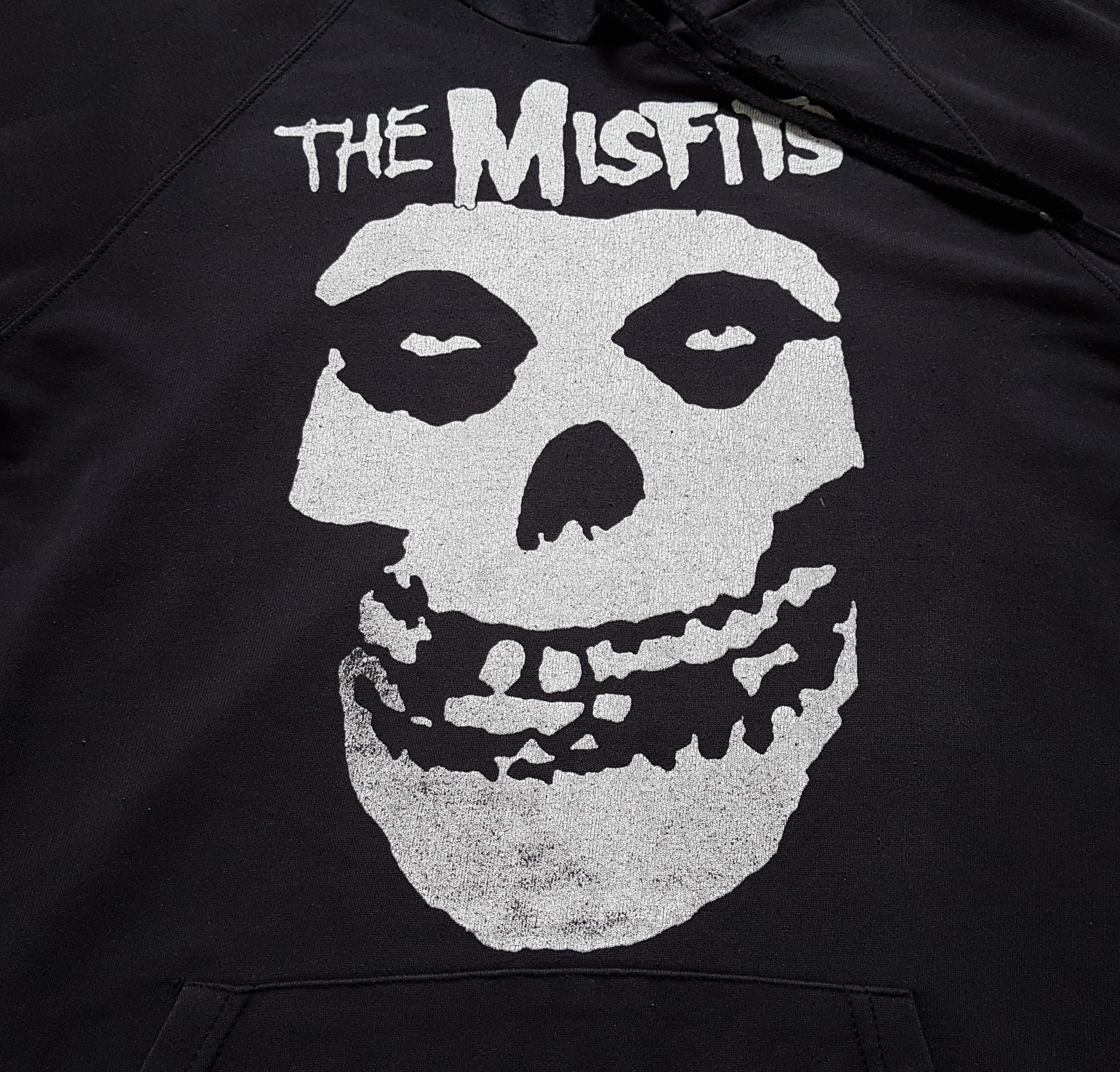 Band Tees Vintage Misfits Skull Punk Rock Pullover Hoodie Sweatshirt Size US XL / EU 56 / 4 - 2 Thumbnail