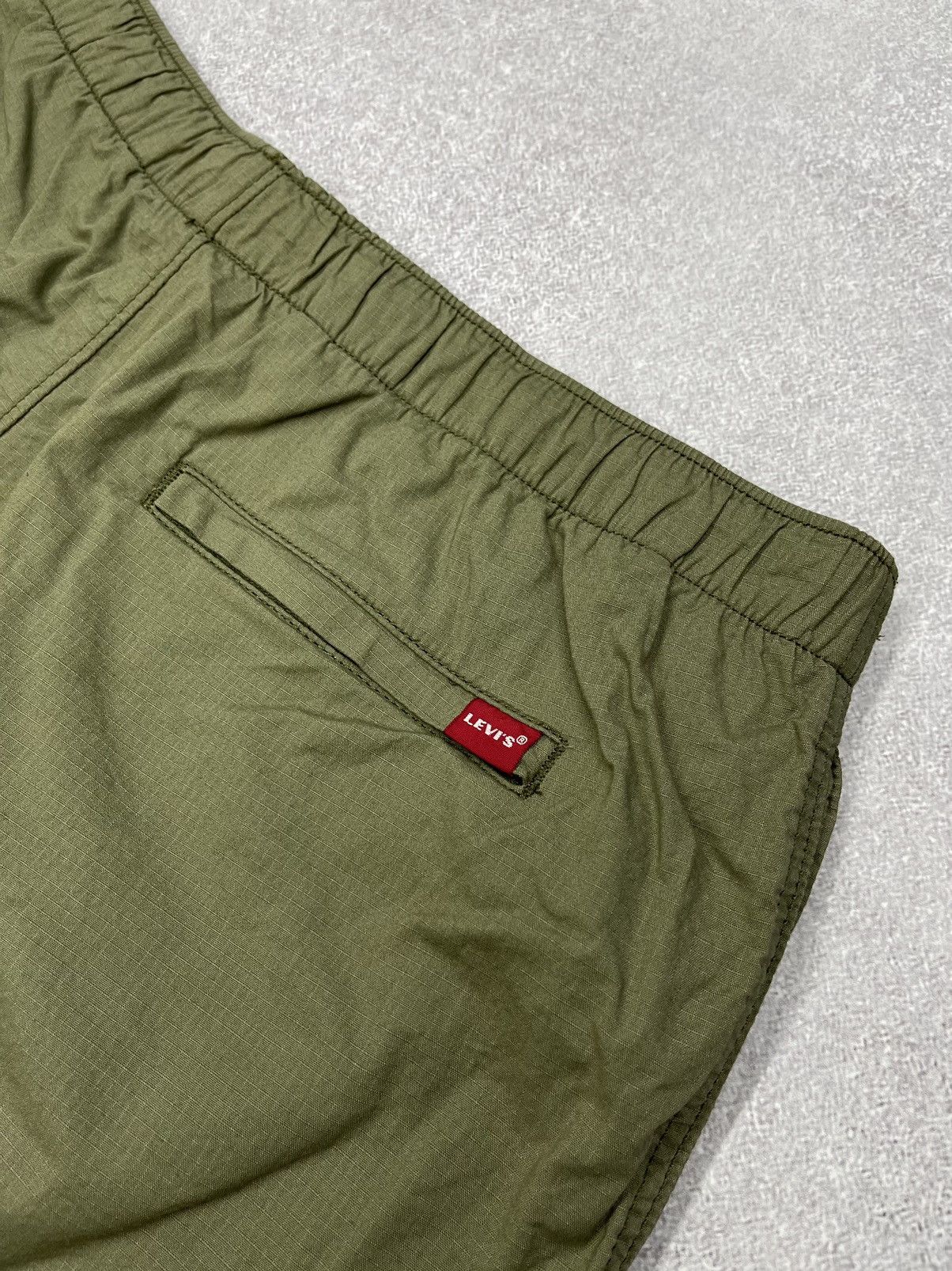 Levi's Mens Levis Premium Khaki Shorts Size L Size US 34 / EU 50 - 3 Thumbnail