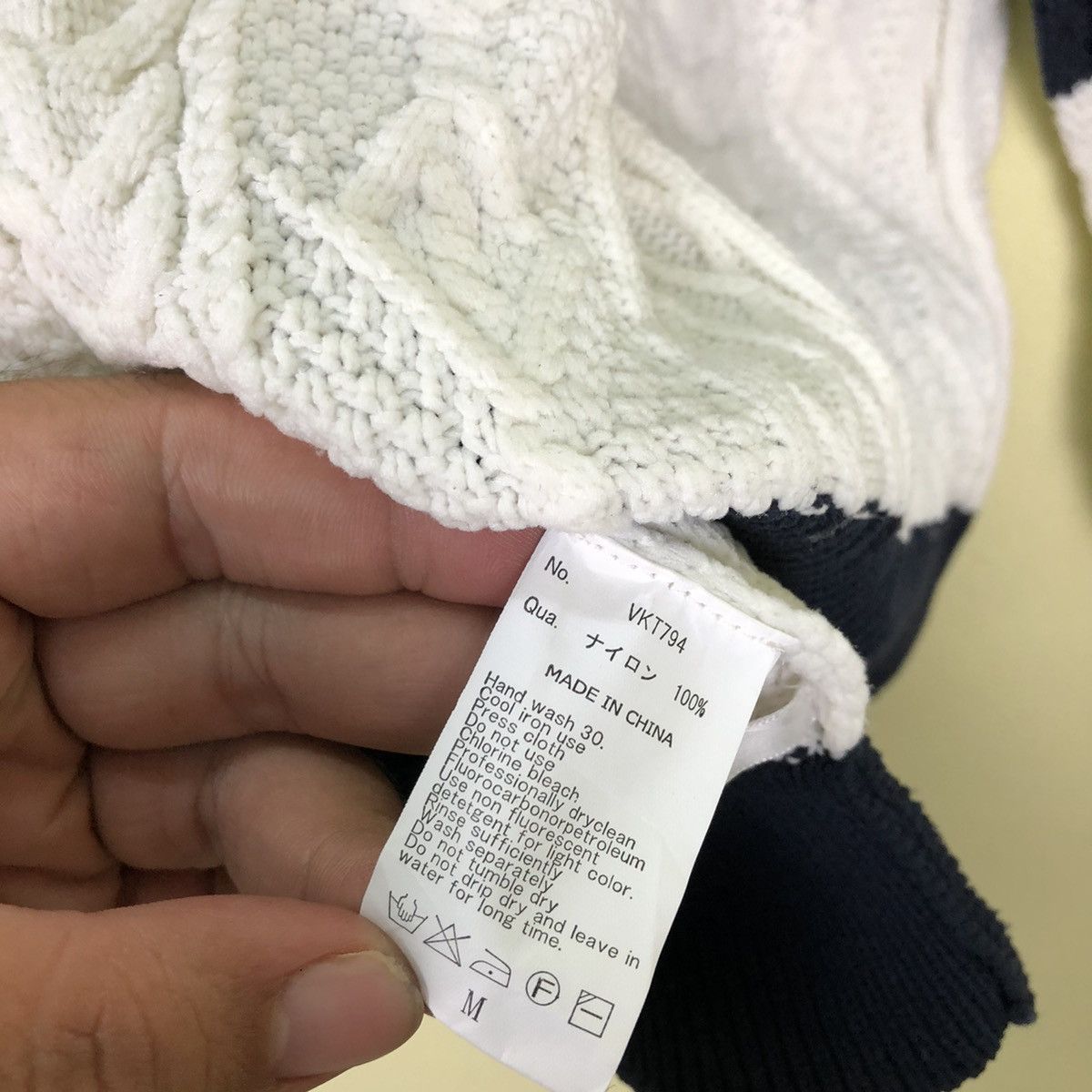 Japanese Brand Turtle Neck Knitwear Vanquish Tokyo Japan Size US M / EU 48-50 / 2 - 9 Thumbnail