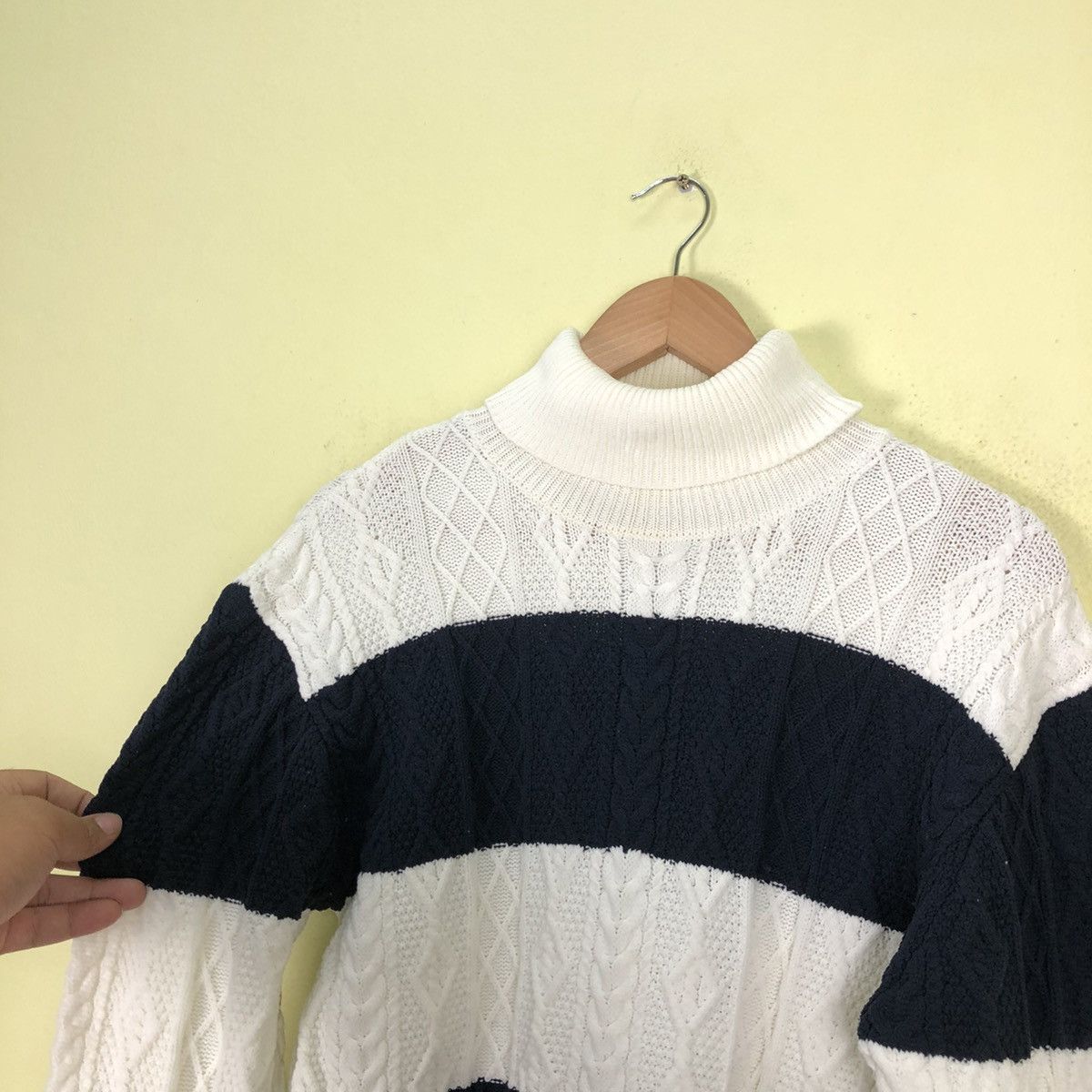 Japanese Brand Turtle Neck Knitwear Vanquish Tokyo Japan Size US M / EU 48-50 / 2 - 4 Thumbnail