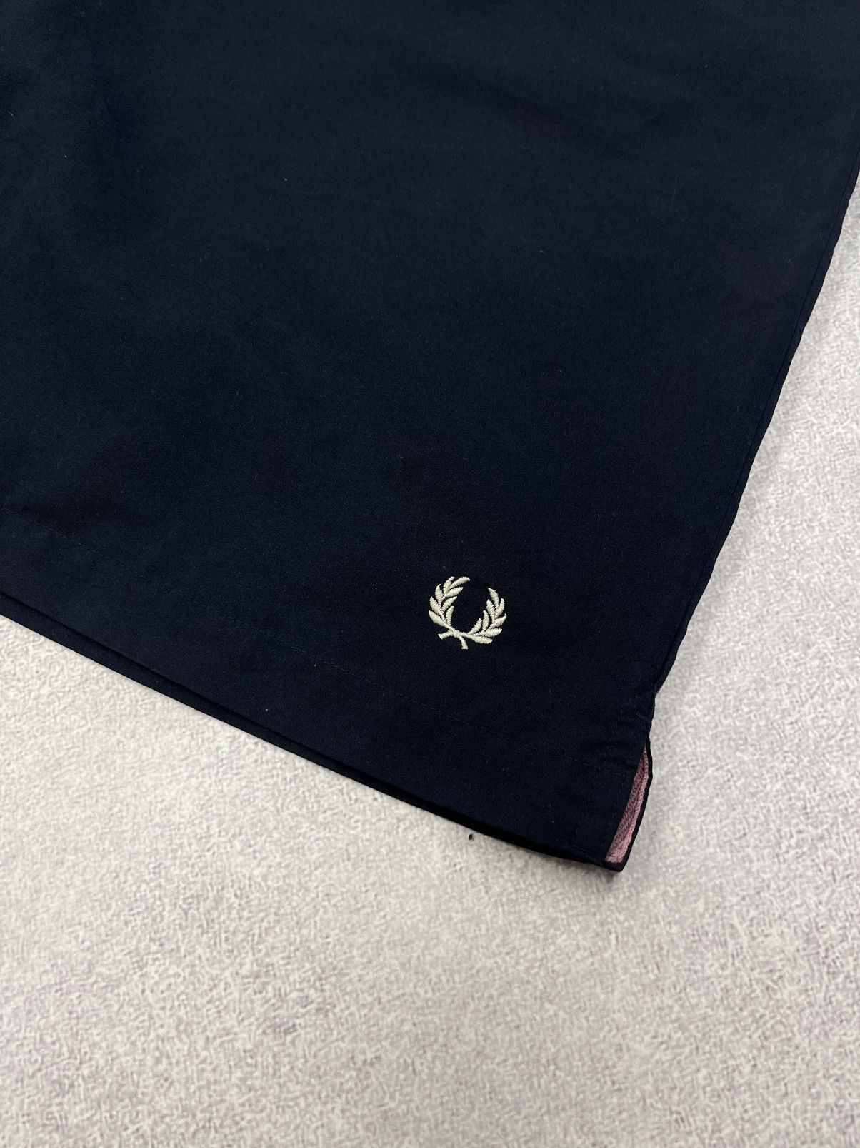 Fred Perry Vintage Fred Perry Big Logo Shorts Navy Y2K Size L Size US 34 / EU 50 - 3 Thumbnail