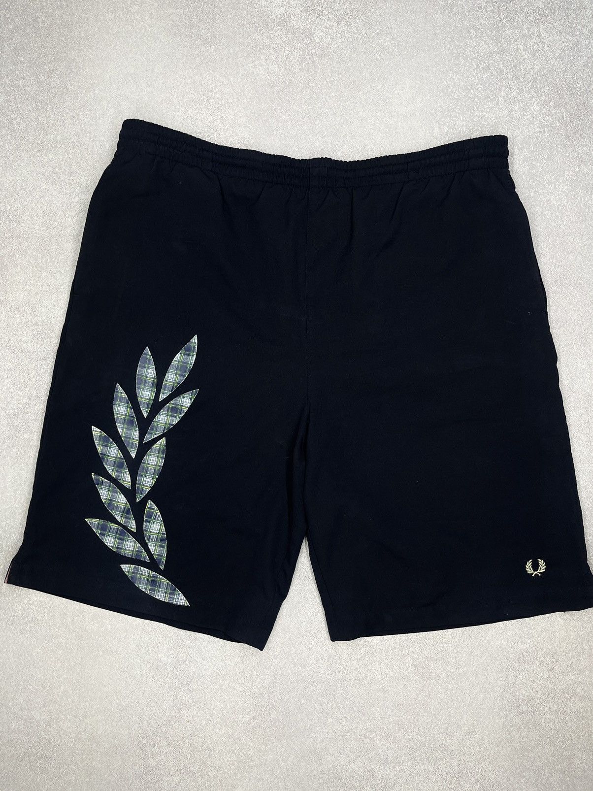 Fred Perry Vintage Fred Perry Big Logo Shorts Navy Y2K Size L Size US 34 / EU 50 - 2 Thumbnail