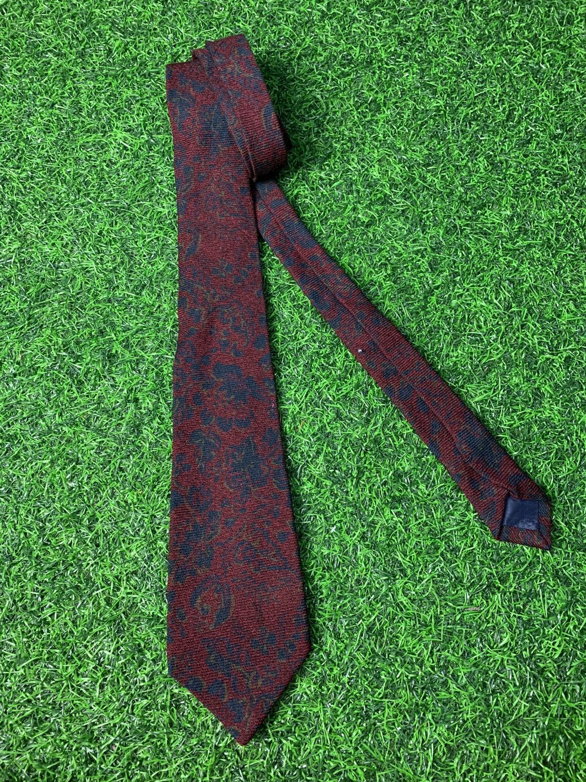 Japanese Brand Yukiko Hanai YH Tie Floral Design Size ONE SIZE - 1 Thumbnail