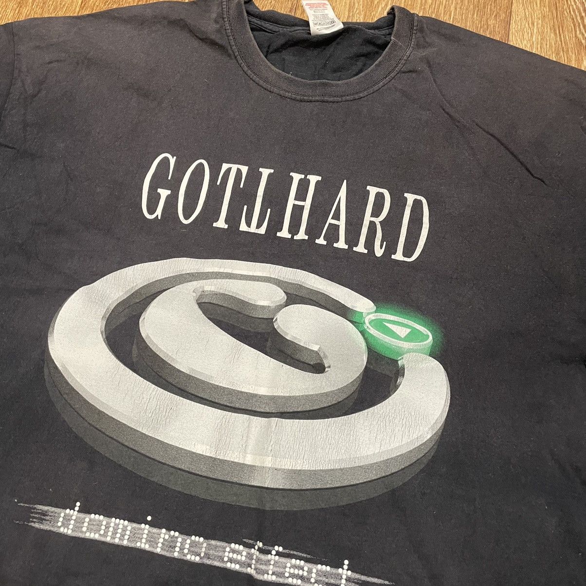 Vintage Vintage Y2K Gotthard Tour Graphic Tee Sun Faded Grunge XL Size US XL / EU 56 / 4 - 4 Thumbnail