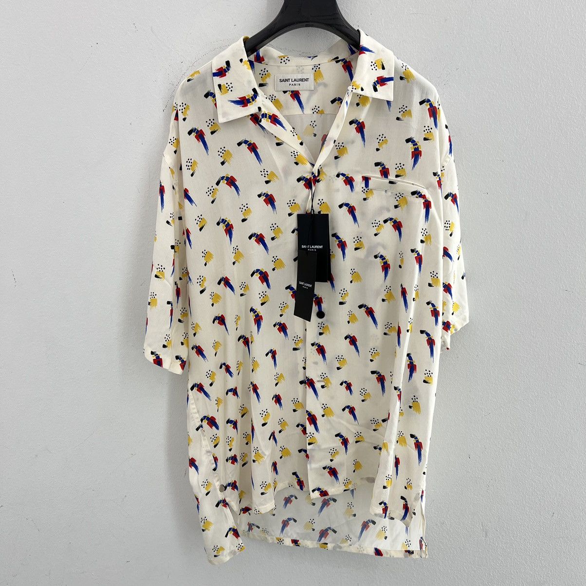 image of Saint Laurent Paris Saint Laurent Short Sleeve Silk Shirt In Small in White, Men's