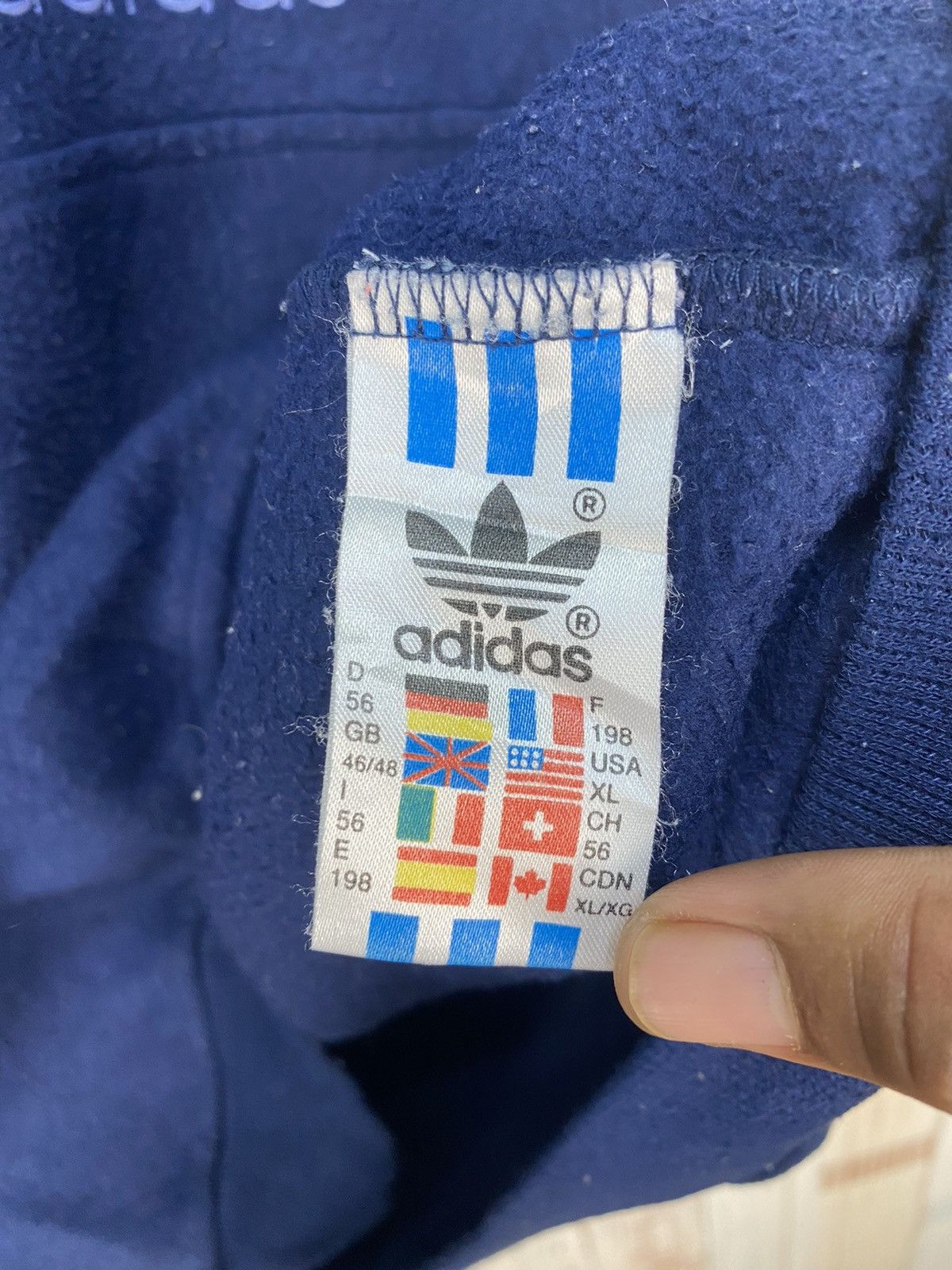 Adidas Vintage Adidas Fleece Snap Button Size US XL / EU 56 / 4 - 6 Thumbnail