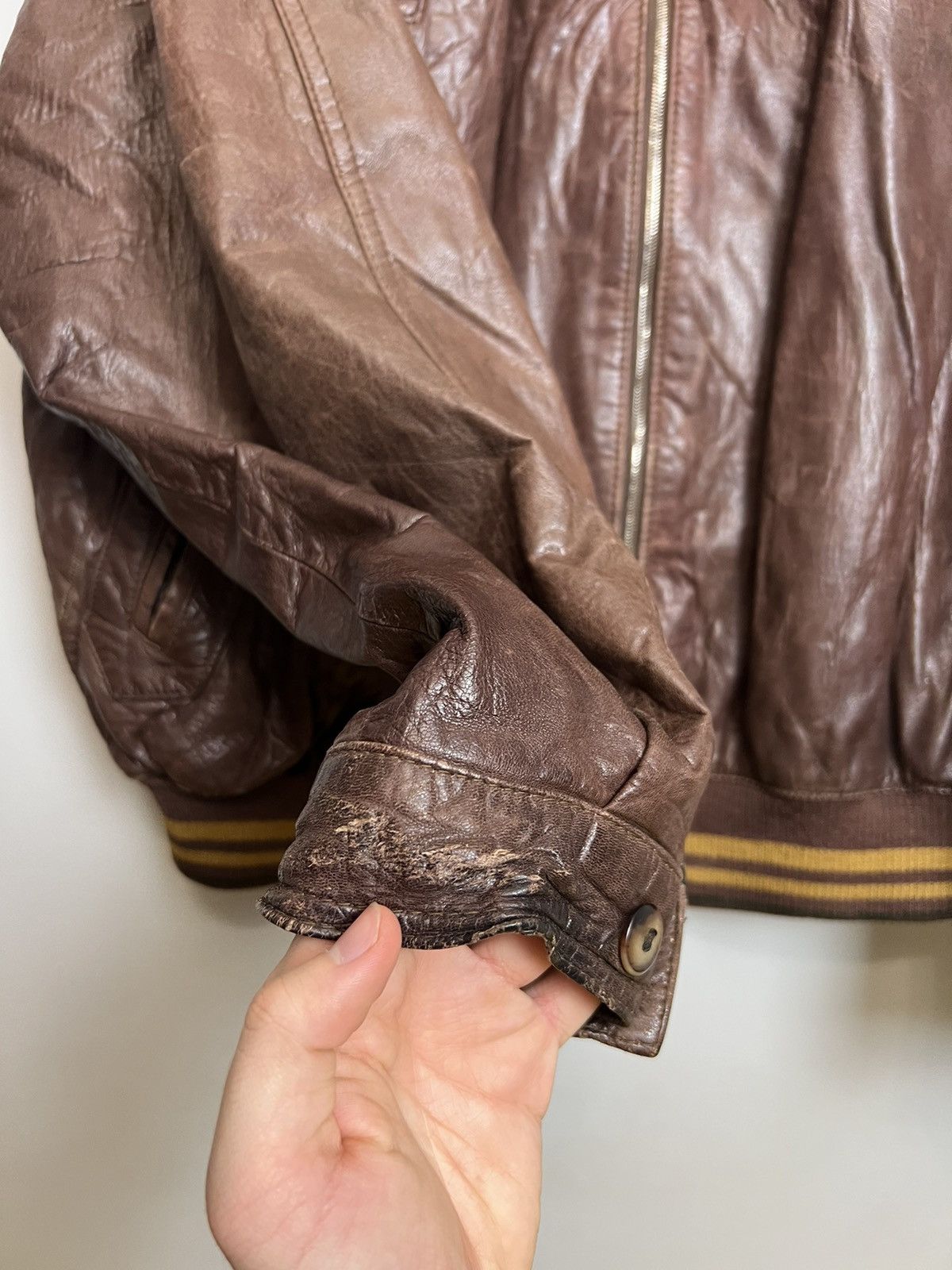 Leather Vintage Genuine Real Leather Bomber Jacket Riri High Quality Size US XL / EU 56 / 4 - 5 Thumbnail