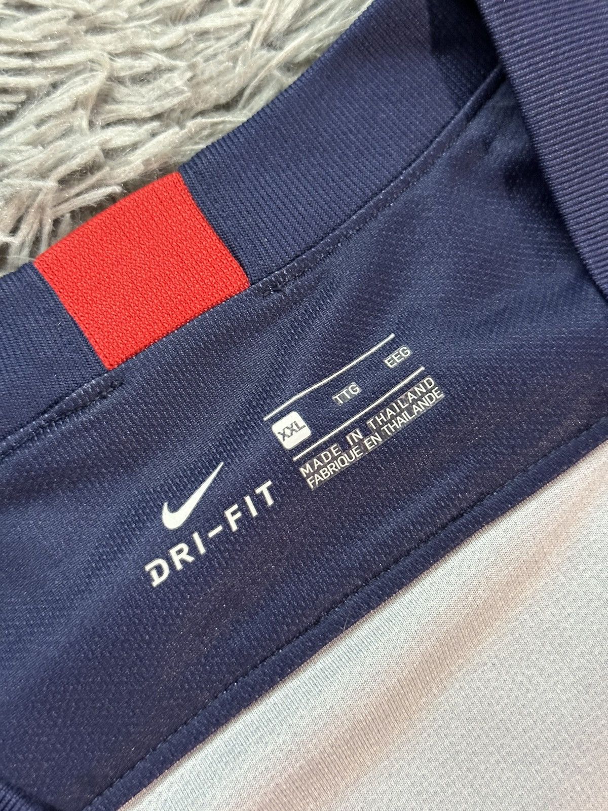 Nike PSG 2019-2020 home shirt Size US XXL / EU 58 / 5 - 6 Thumbnail