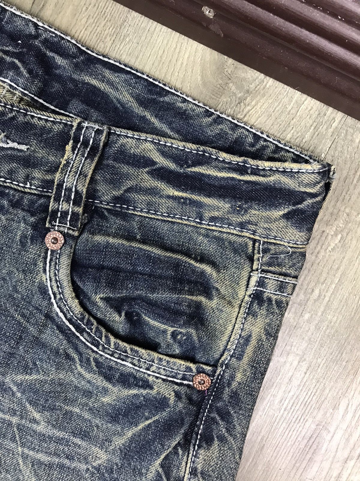 Other AUTHENTIC R >>> JEANS WITH BACK DONUT BUTTONS Size US 33 - 5 Thumbnail