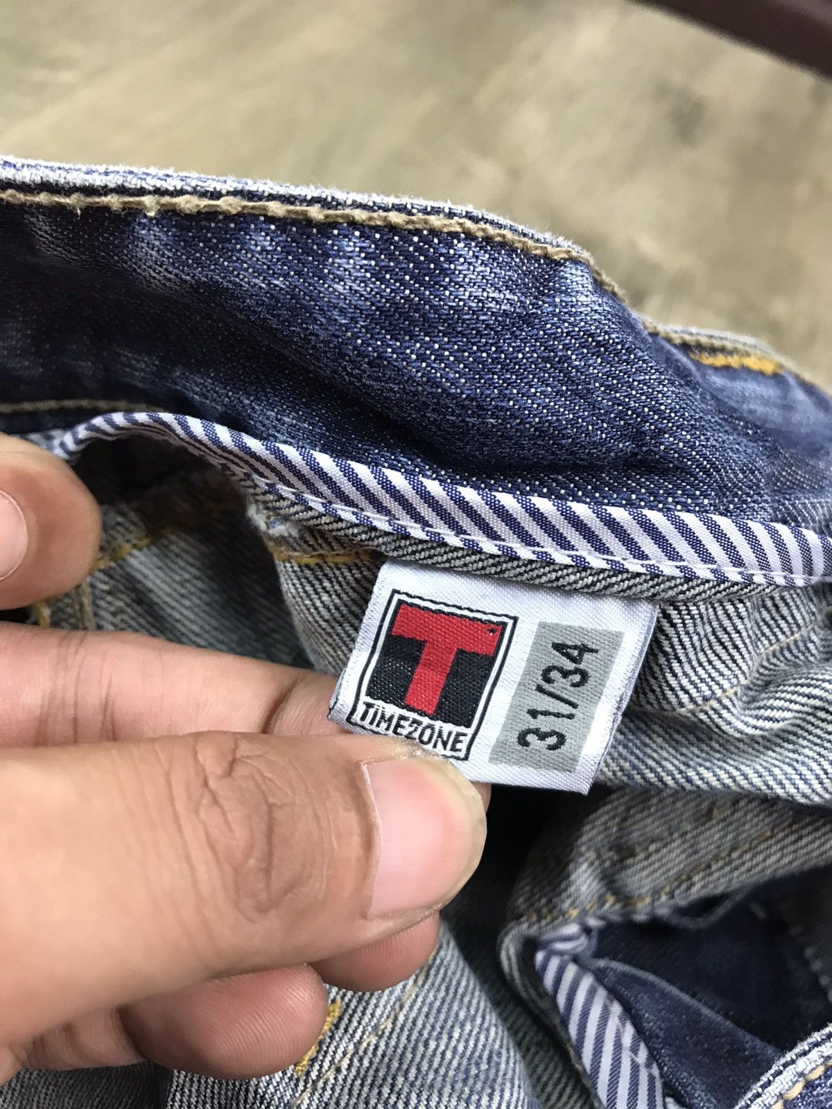 Other AUTHENTIC TIMEZONE JEANS Size US 35 - 16 Thumbnail