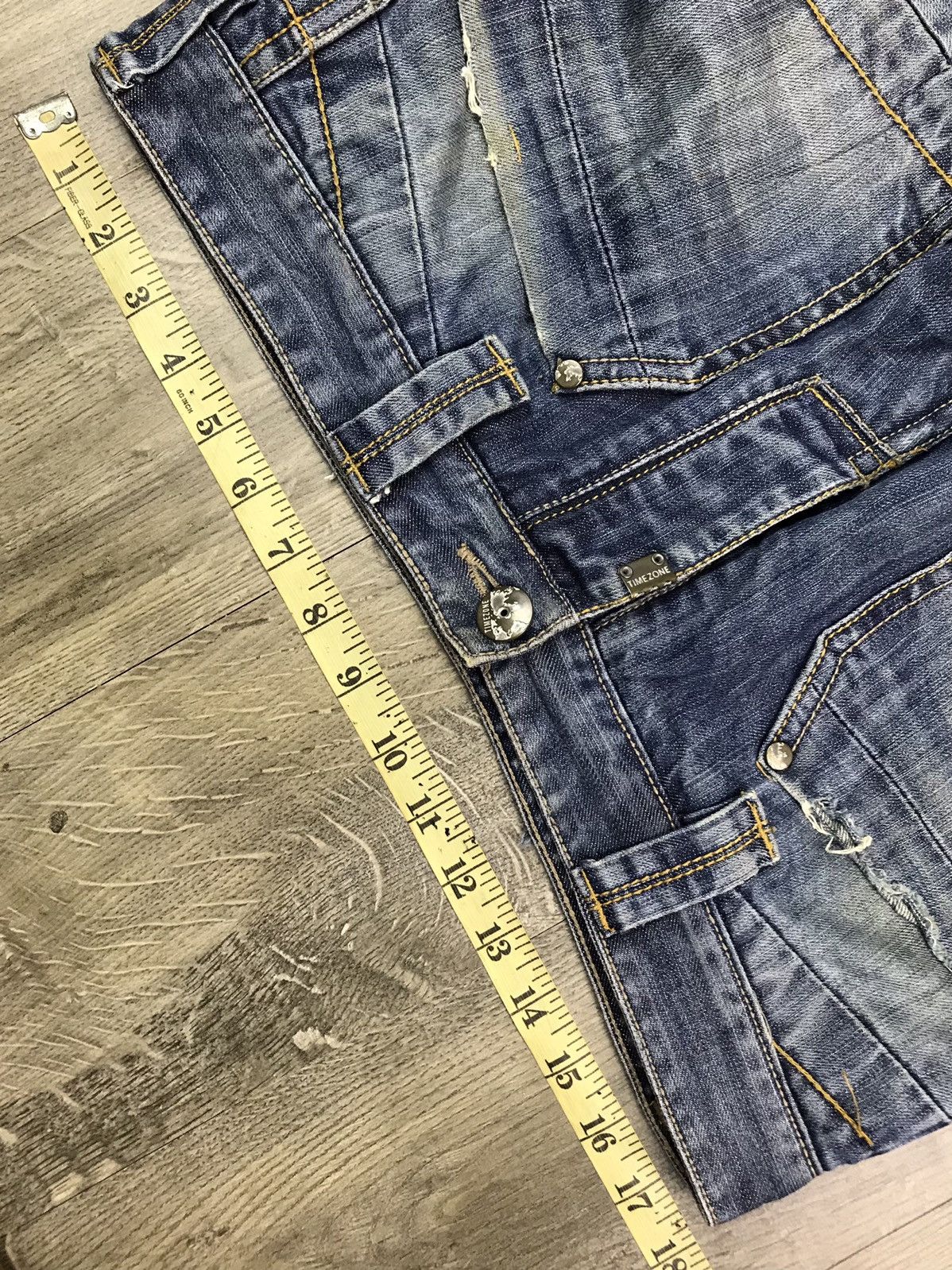 Other AUTHENTIC TIMEZONE JEANS Size US 35 - 20 Thumbnail