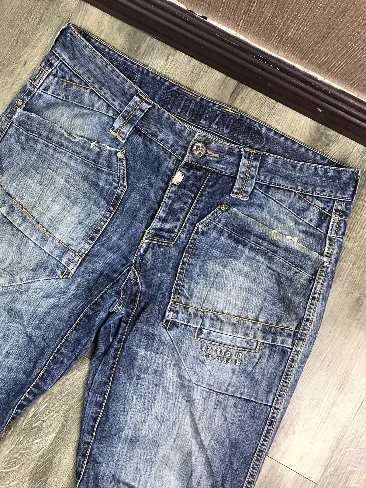 Other AUTHENTIC TIMEZONE JEANS Size US 35 - 3 Thumbnail