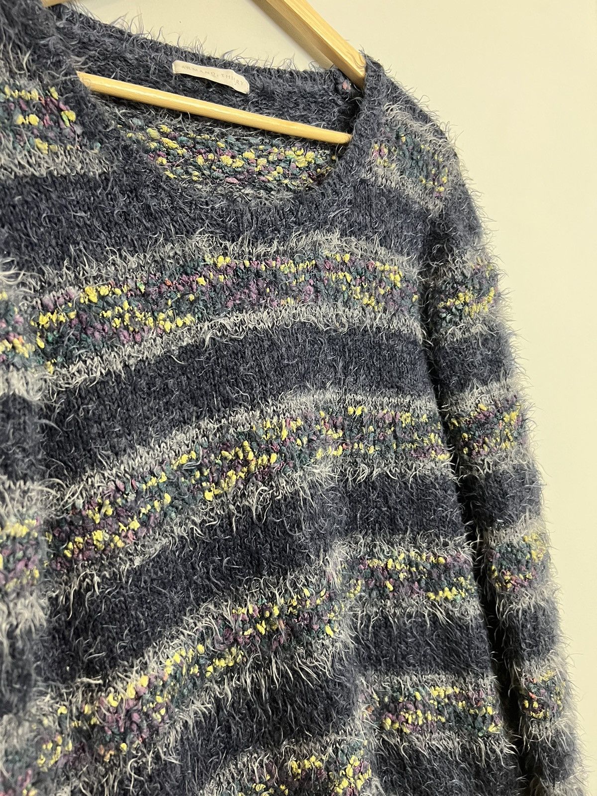 Japanese Brand Rare Vintage Armand Thiery Fuzzy Striped Knit Kurt Cobain Y2 Size US M / EU 48-50 / 2 - 4 Thumbnail