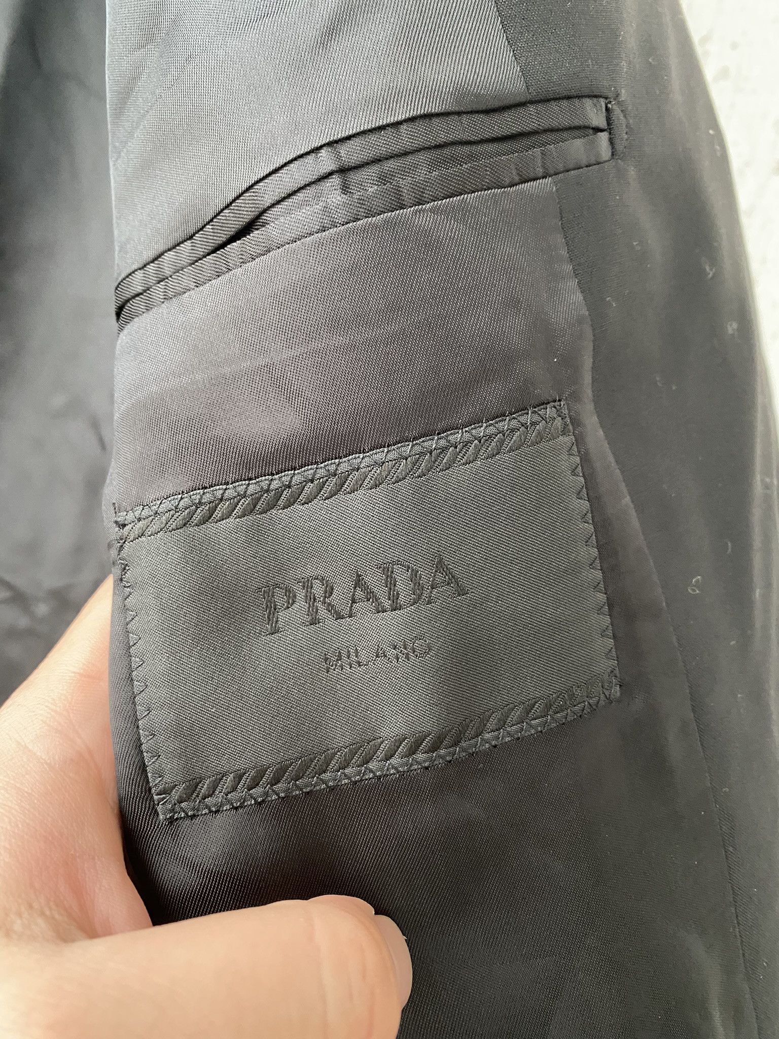 Prada black wool blazer Size US L / EU 52-54 / 3 - 3 Thumbnail