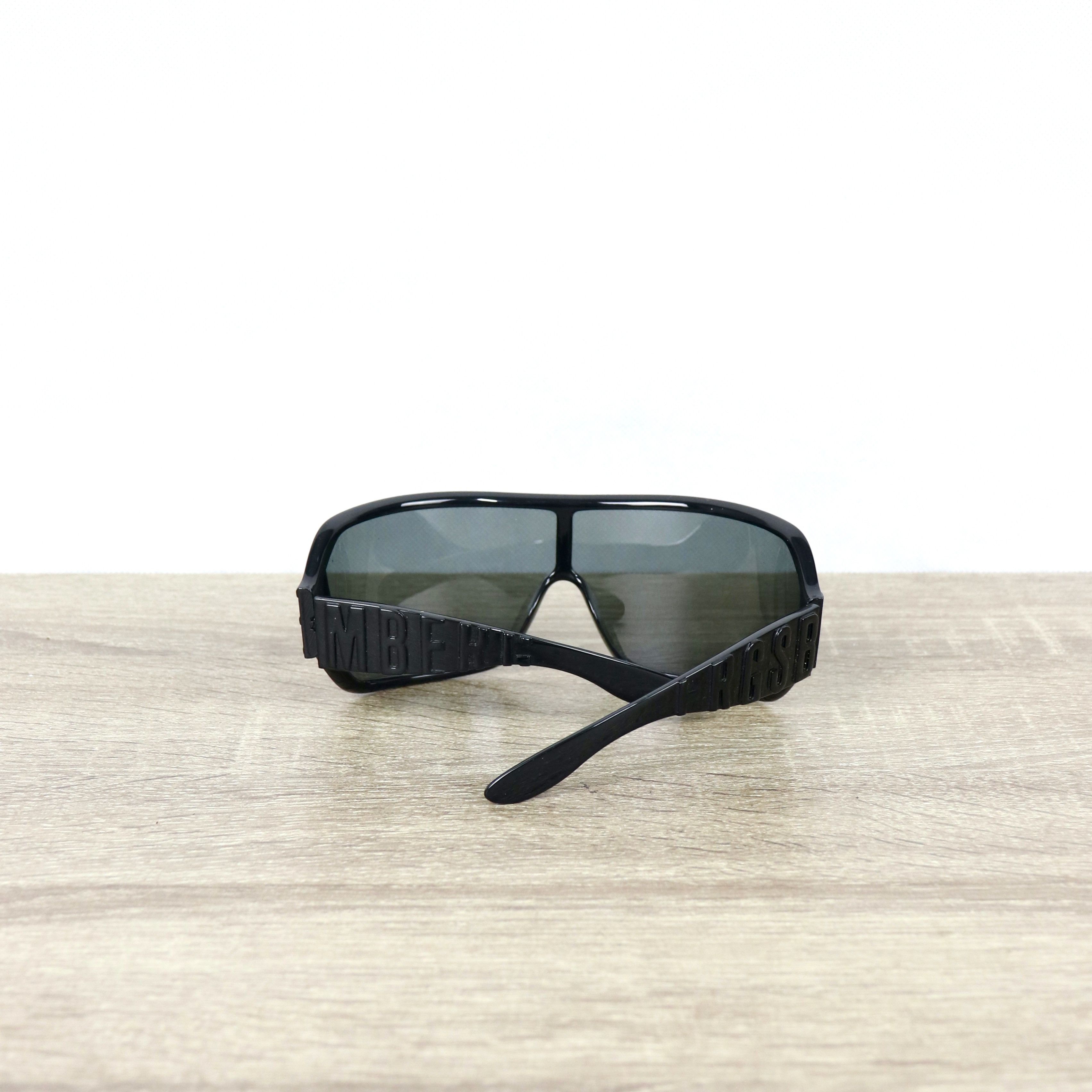 Dirk Bikkembergs Dirk Bikkembergs rare sunglasses + case Size ONE SIZE - 7 Thumbnail