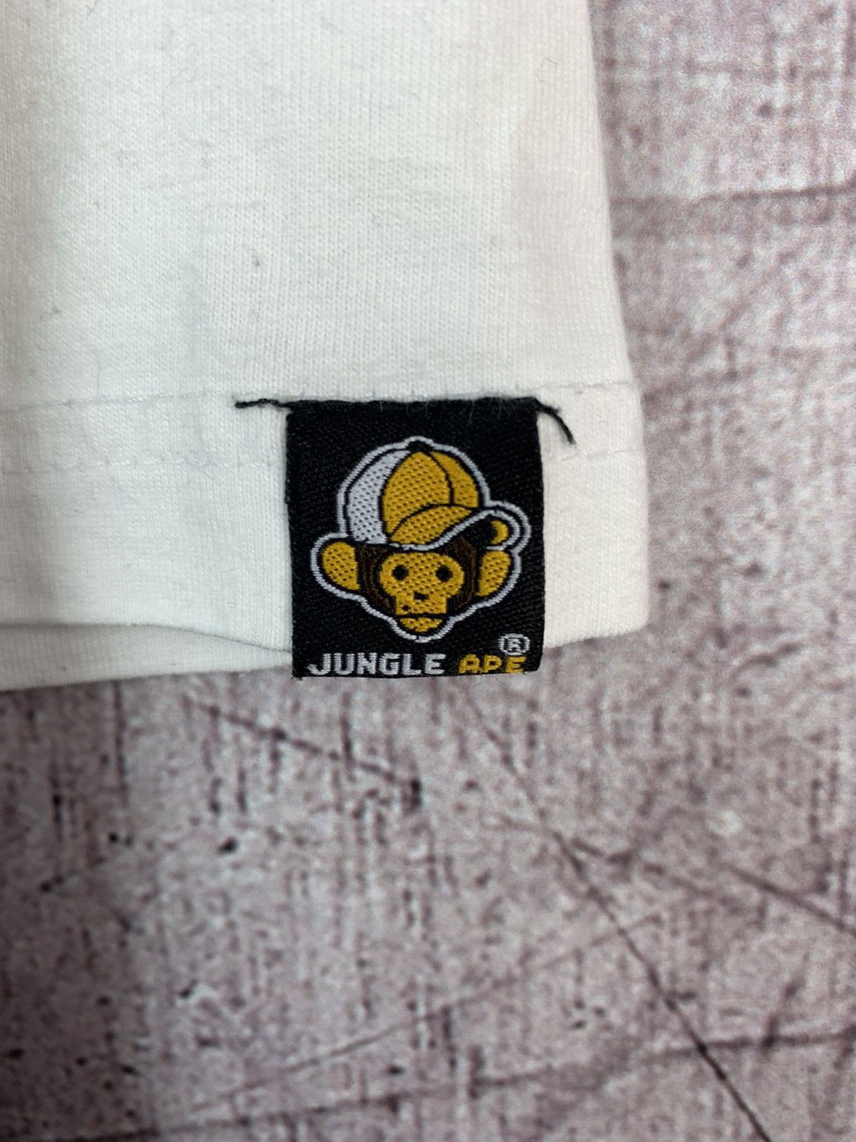 Japanese Brand × Vintage Vintage Jungle Ape T Shirt Size US L / EU 52-54 / 3 - 7 Thumbnail