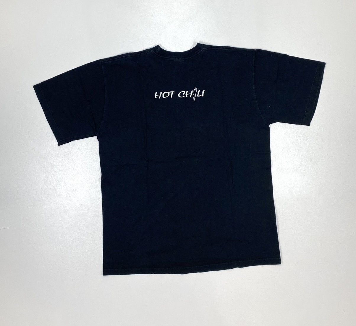 Band Tees Vintage Red Hot Chili Peppers Black T Shirt Size XL Size US XL / EU 56 / 4 - 2 Thumbnail