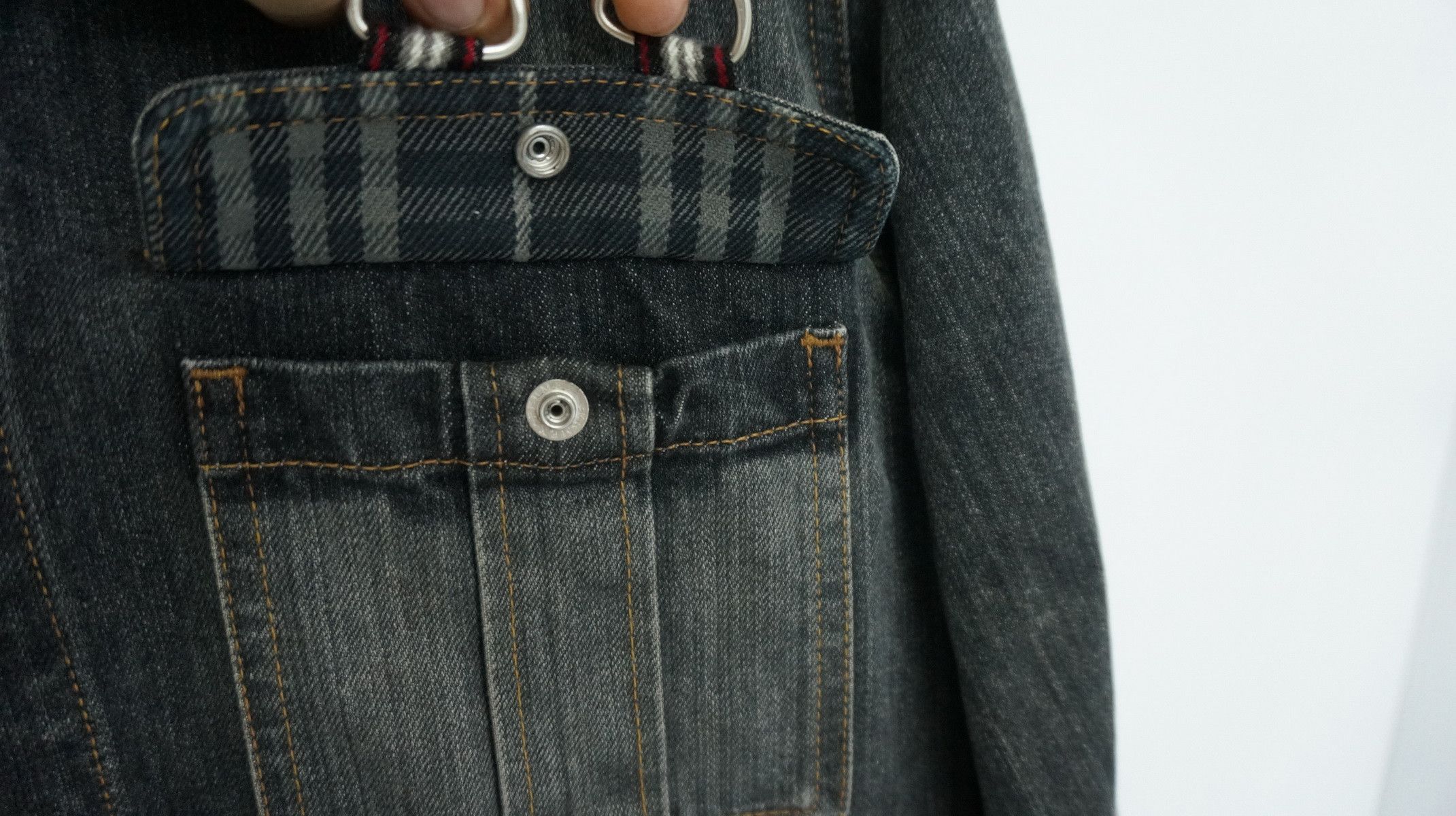 Burberry Rare Vintage BURBERRY BLUE LABEL Denim Worn Jacket Size US M / EU 48-50 / 2 - 6 Thumbnail