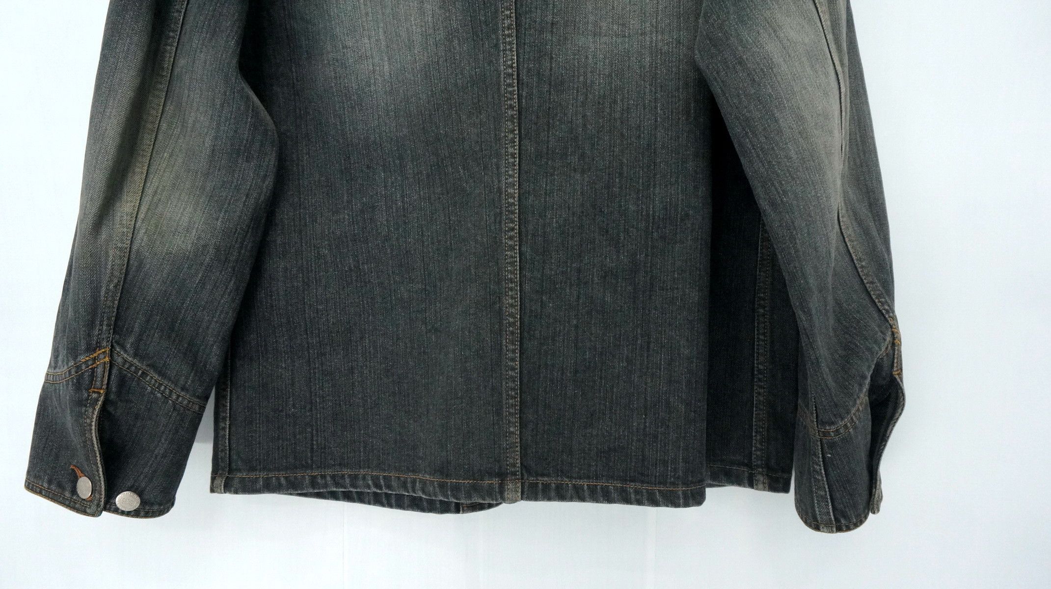 Burberry Rare Vintage BURBERRY BLUE LABEL Denim Worn Jacket Size US M / EU 48-50 / 2 - 15 Thumbnail