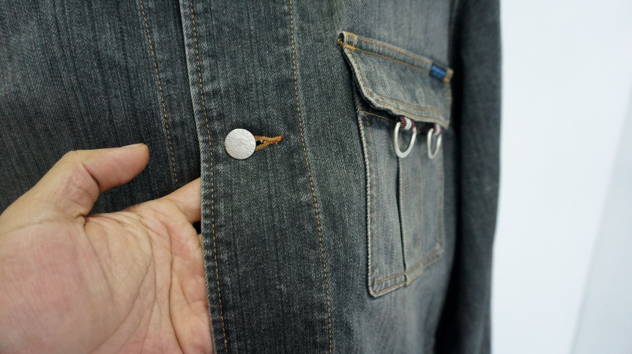 Burberry Rare Vintage BURBERRY BLUE LABEL Denim Worn Jacket Size US M / EU 48-50 / 2 - 7 Thumbnail