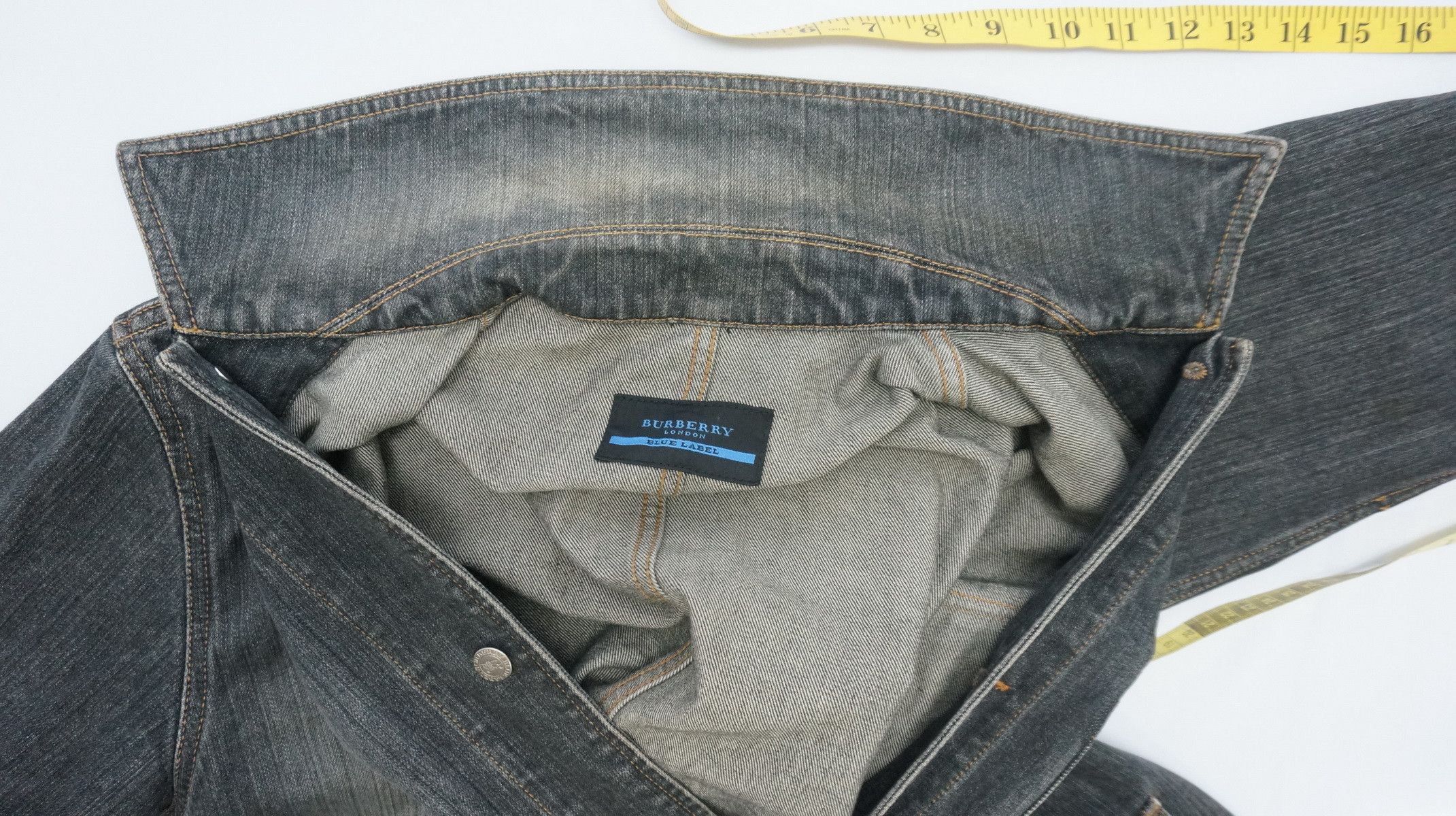 Burberry Rare Vintage BURBERRY BLUE LABEL Denim Worn Jacket Size US M / EU 48-50 / 2 - 19 Thumbnail