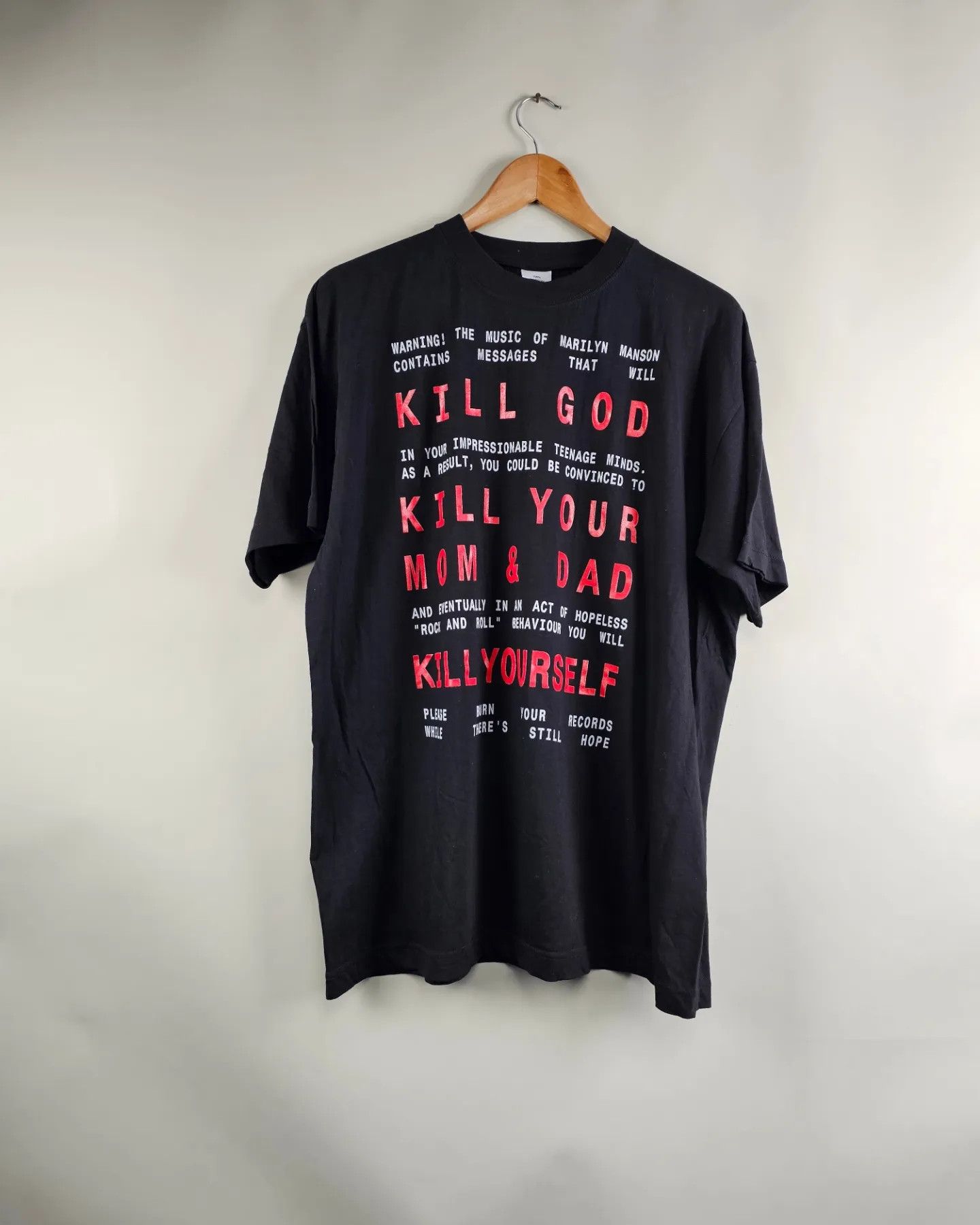 Band Tees × Marilyn Manson × Vintage 90s Marilyn Manson Kill God Kill your mom & dad Vintage Size US XL / EU 56 / 4 - 1 Thumbnail