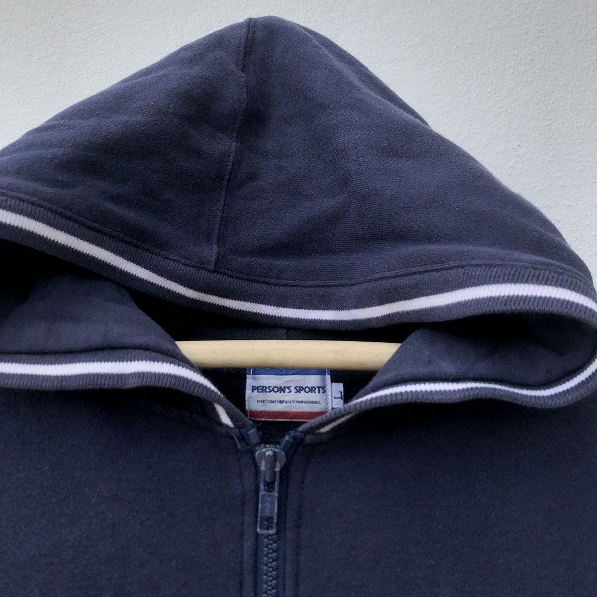 Japanese Brand Tank Top Sleeve Less Hoodie by Person's Sport Size US L / EU 52-54 / 3 - 5 Thumbnail