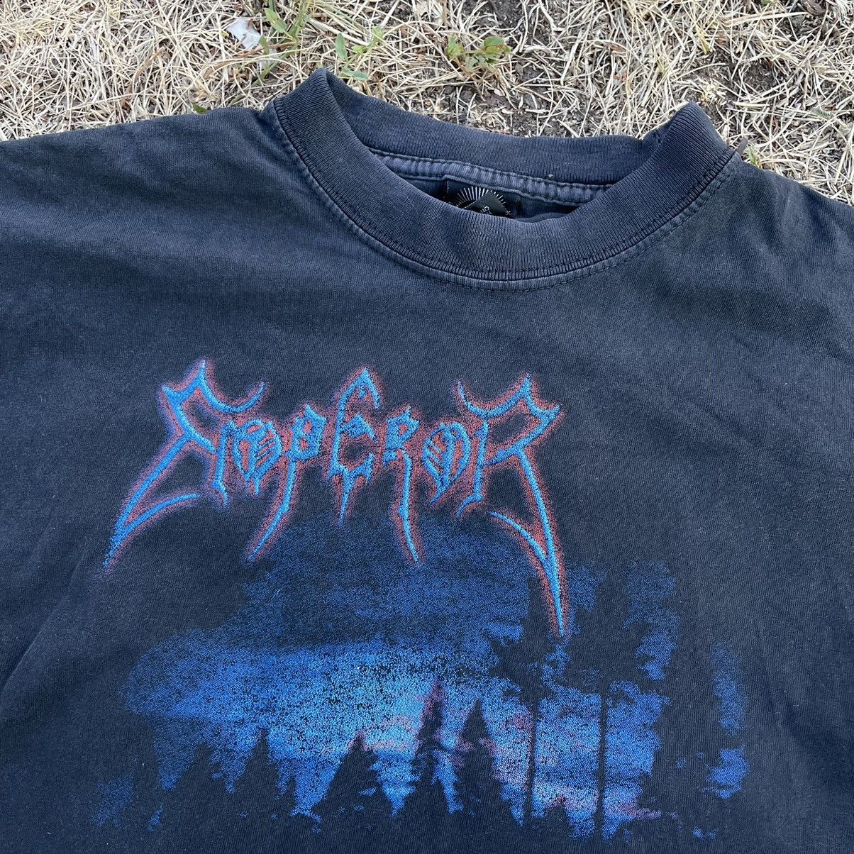 Vintage Vintage 90s Graphic Tee Sun Faded Band Tee Grunge Cropped S Size US S / EU 44-46 / 1 - 5 Thumbnail