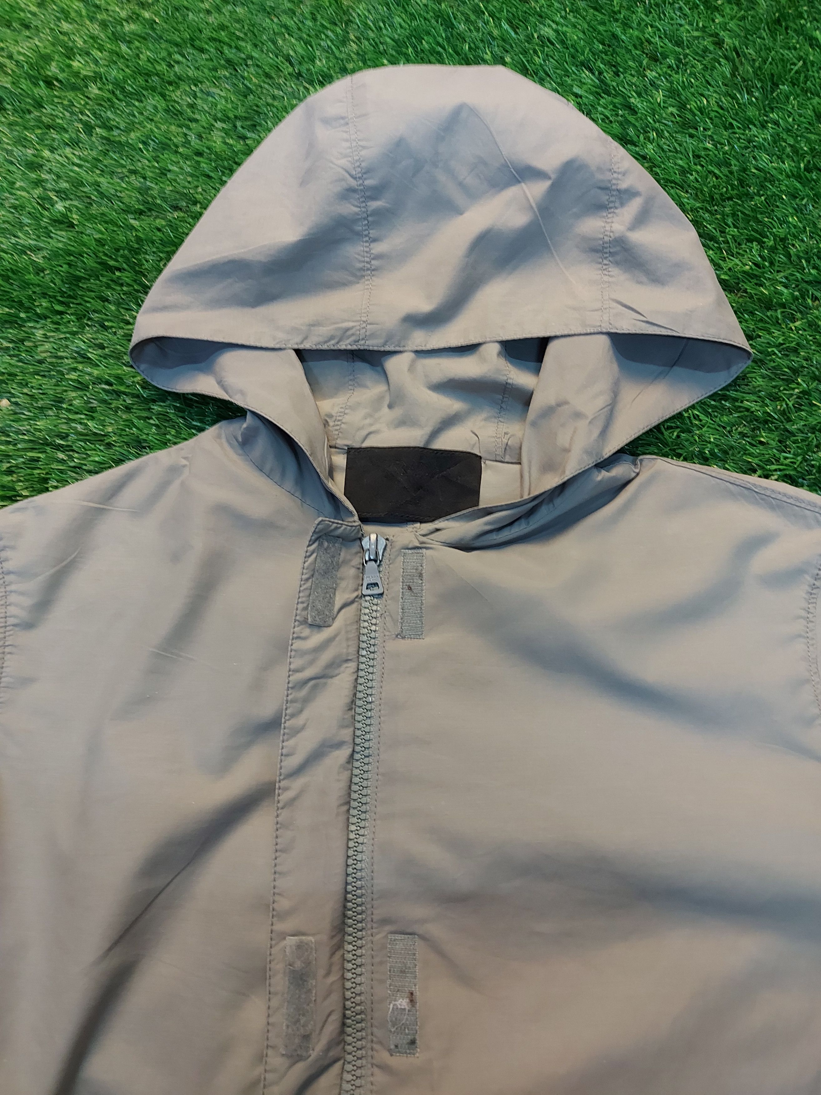 Prada (A48) PRADA milano - light zipper jacket Size US S / EU 44-46 / 1 - 6 Thumbnail