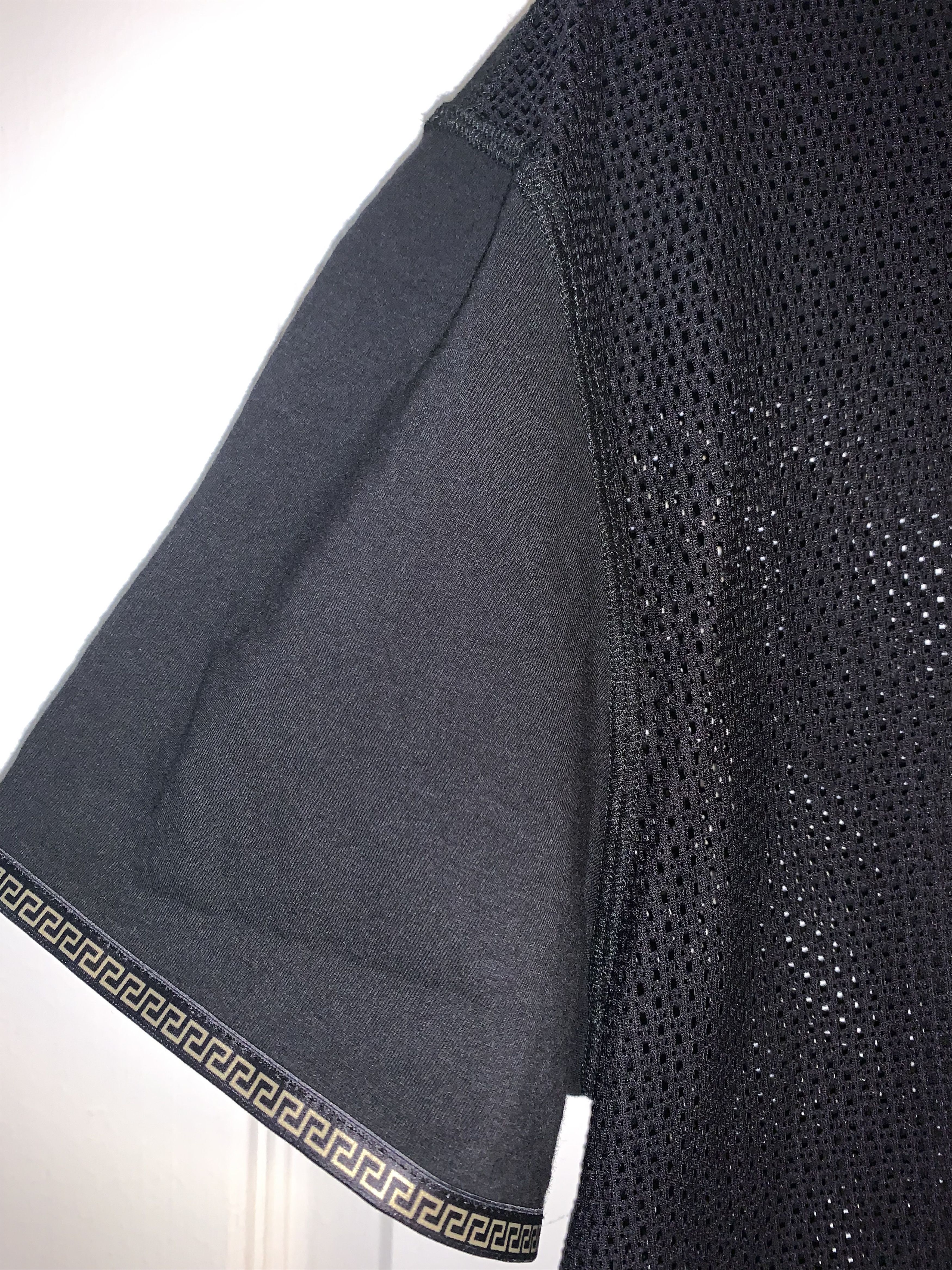 Versace AUTHENTIC VERSACE AMAZING MESH SHIRT SIZE 8 APPROX XL Size US XL / EU 56 / 4 - 4 Thumbnail