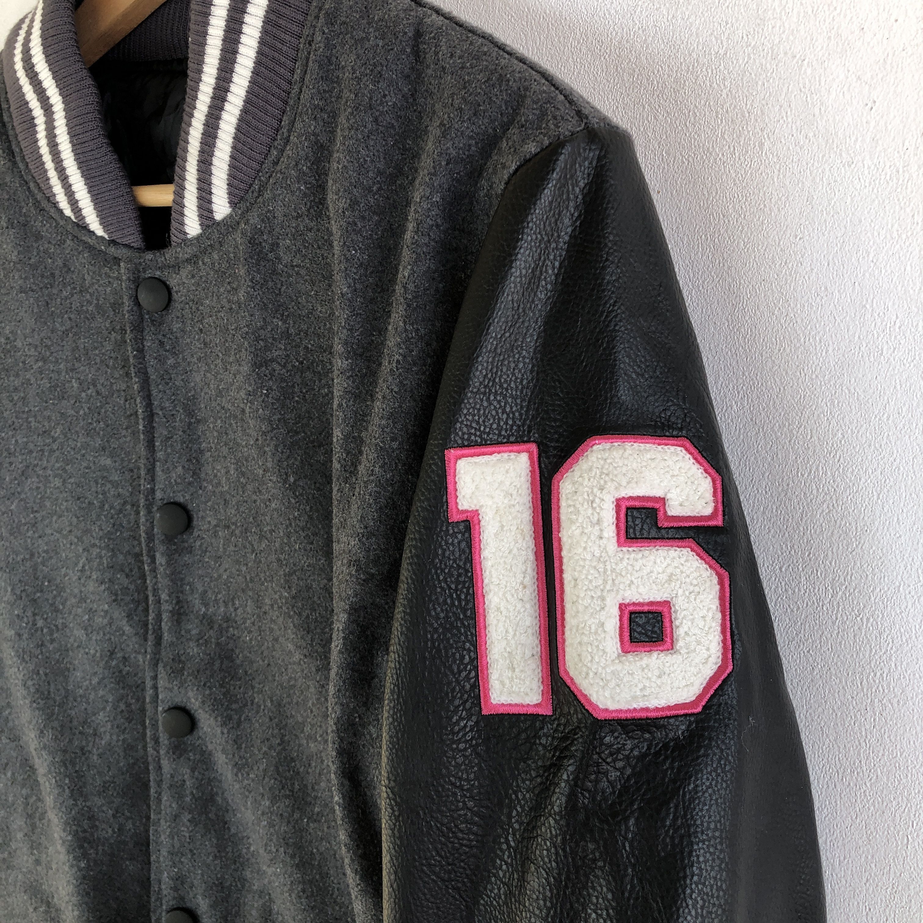 Japanese Brand × Vintage Hanhojeon Varsity Jacket Letterman Leather Wool Jacket Size US S / EU 44-46 / 1 - 8 Thumbnail