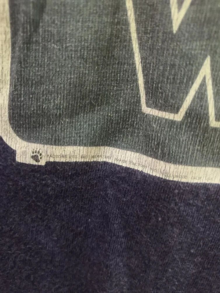 Vintage Vintage 70's Movie Star Wars The Empire Strikes Back Tee Size US S / EU 44-46 / 1 - 4 Thumbnail