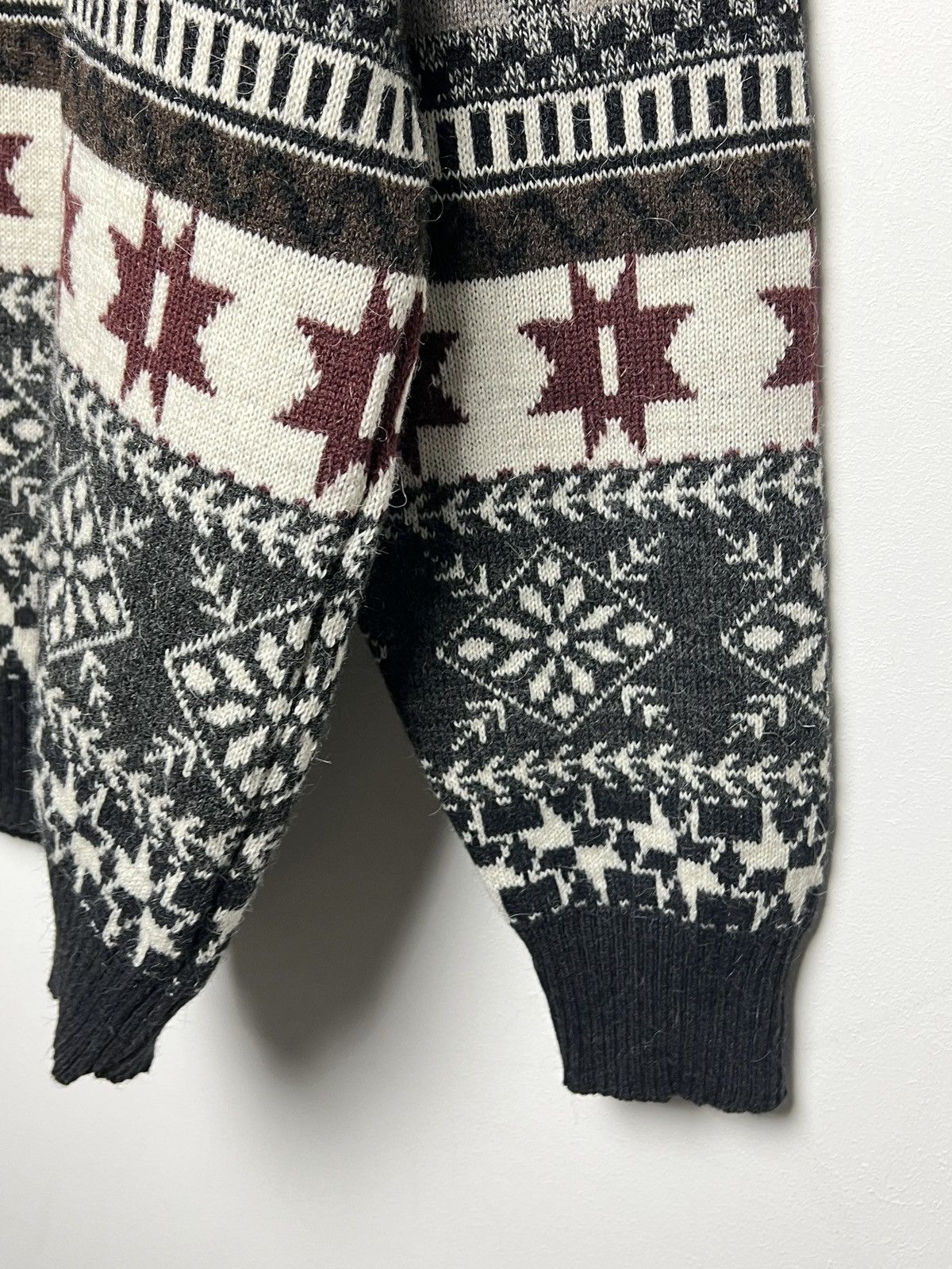 Hugo Boss BOSS winter motif wool/alpaca sweater Size US L / EU 52-54 / 3 - 5 Thumbnail