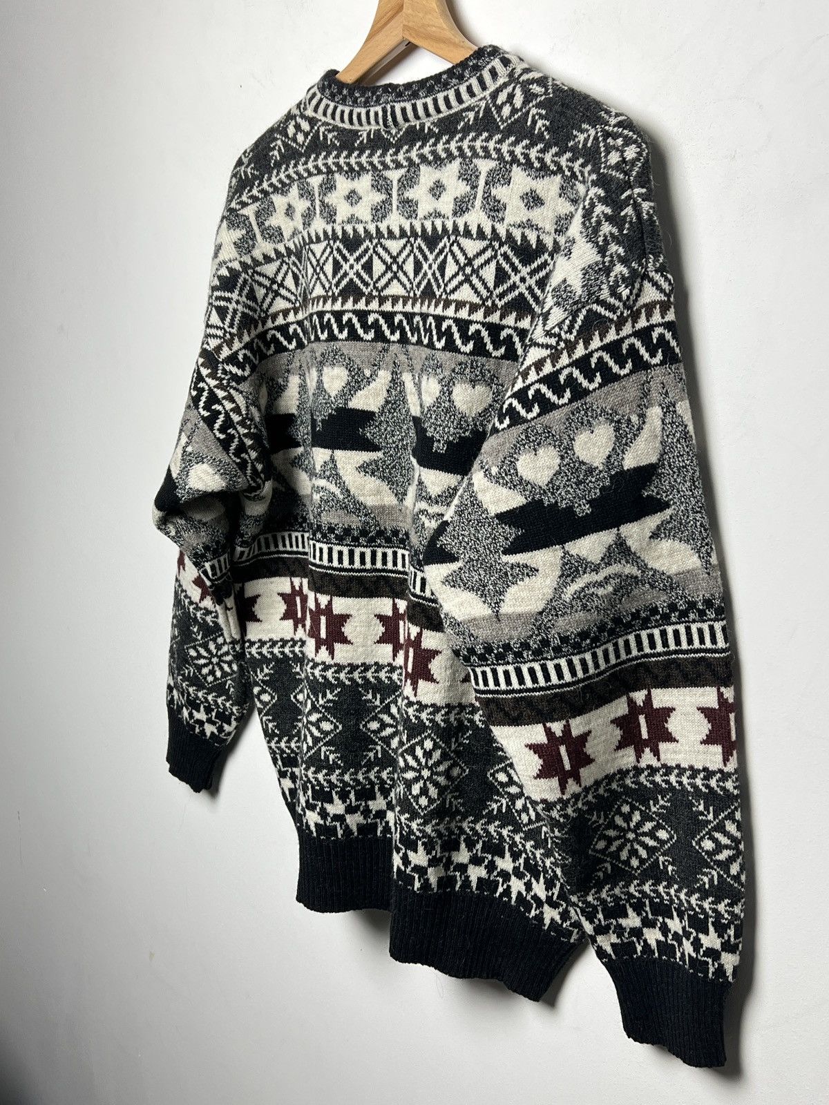 Hugo Boss BOSS winter motif wool/alpaca sweater Size US L / EU 52-54 / 3 - 8 Thumbnail