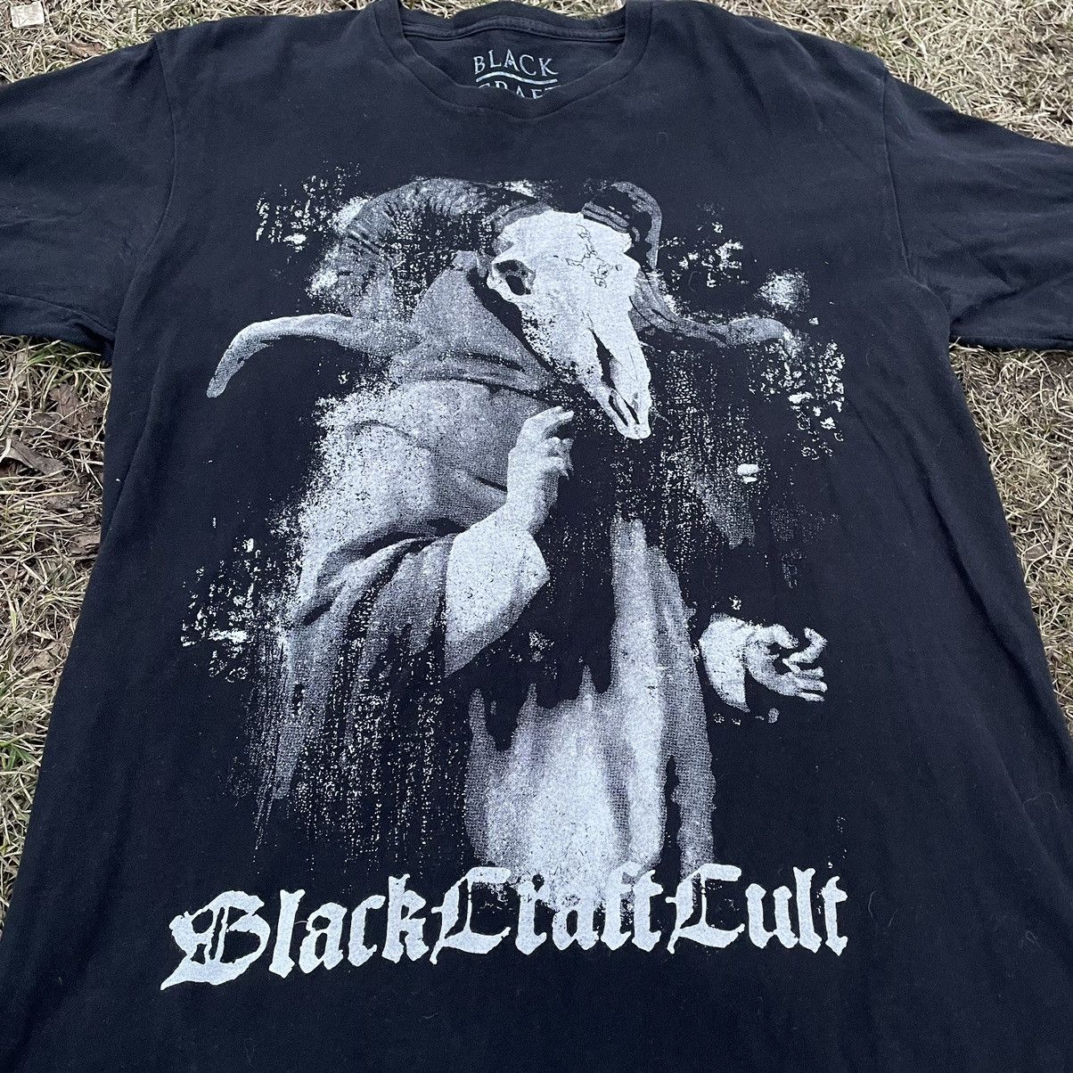 Vintage Vintage 90s Dark Graphic Tee Goth Punk Skull Print Slim M Size US M / EU 48-50 / 2 - 5 Thumbnail